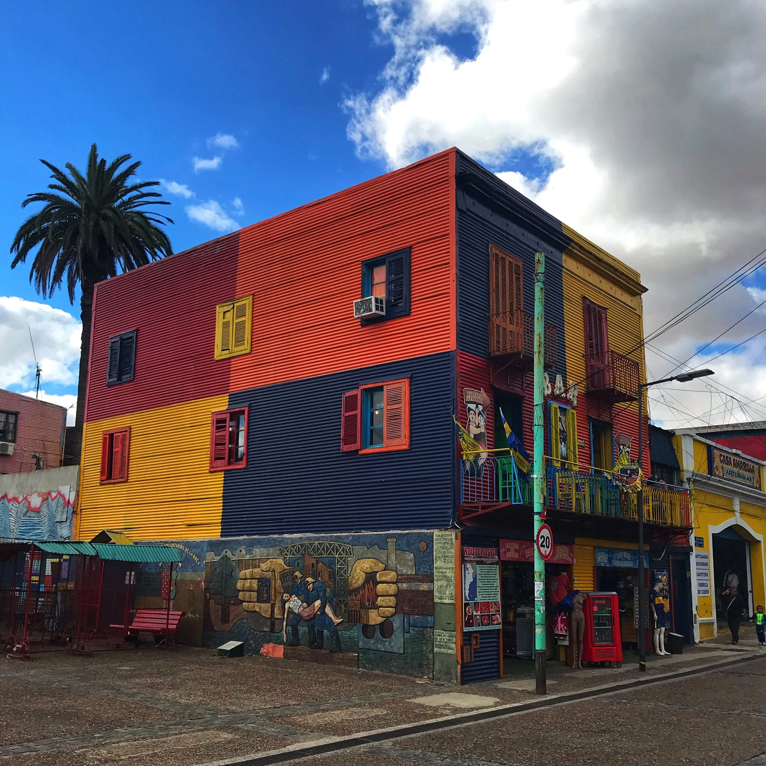 Fargerikt nabolag i La Boca