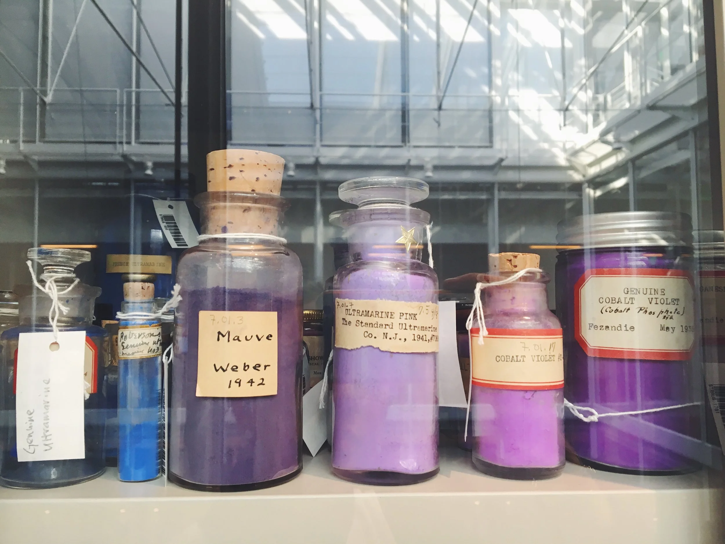 Pigments from the Harvard Art Museums' Forbes Pigment Collection