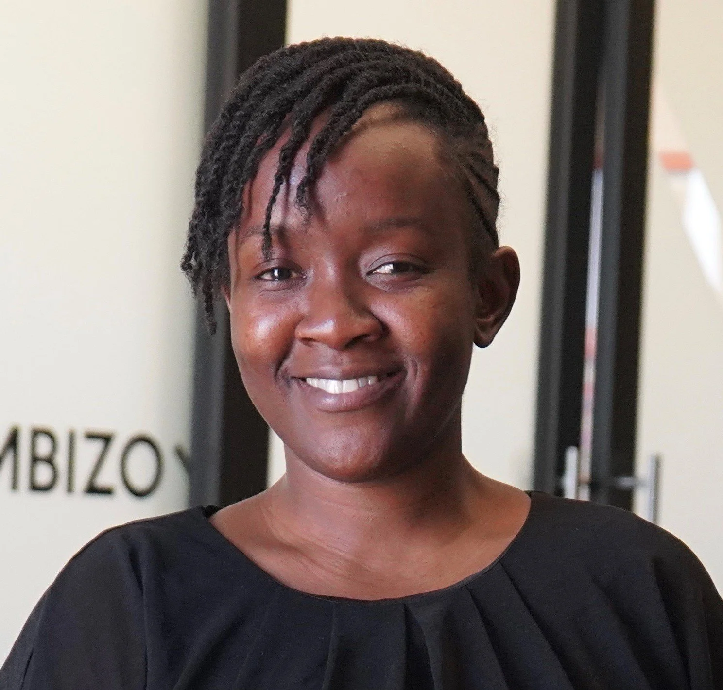 Nomakhosi Ndiweni1.JPG