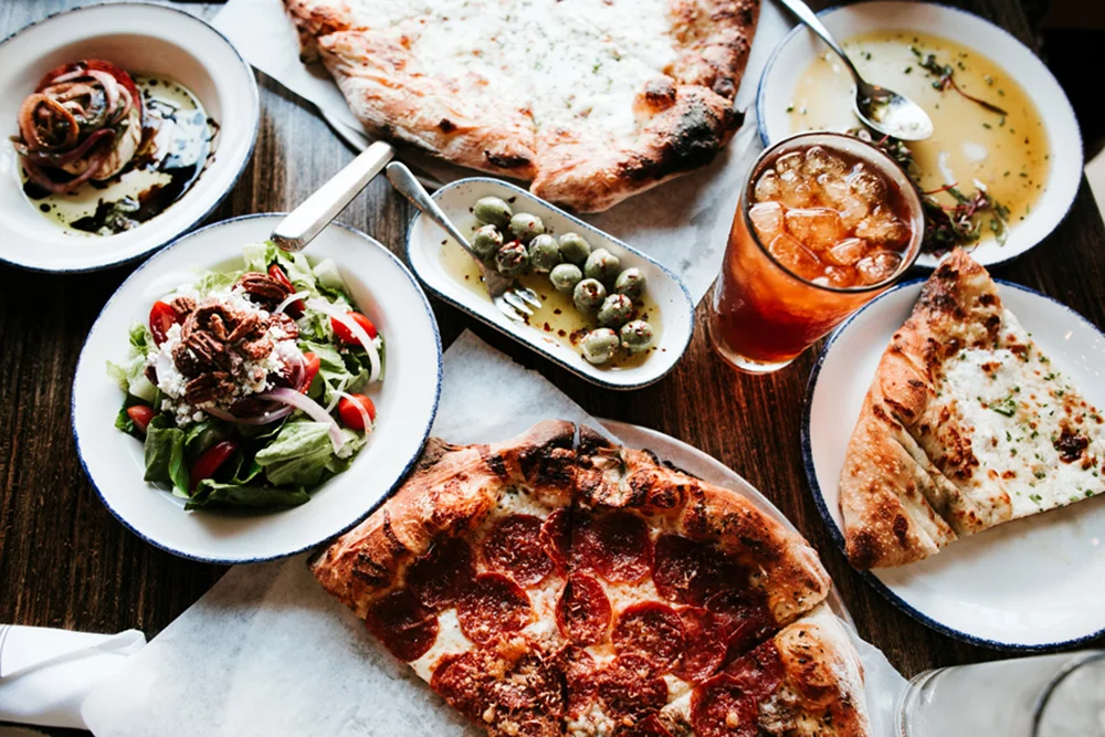 HallsPizza_05.jpg