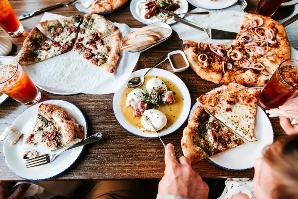 HallsPizza_07.jpg