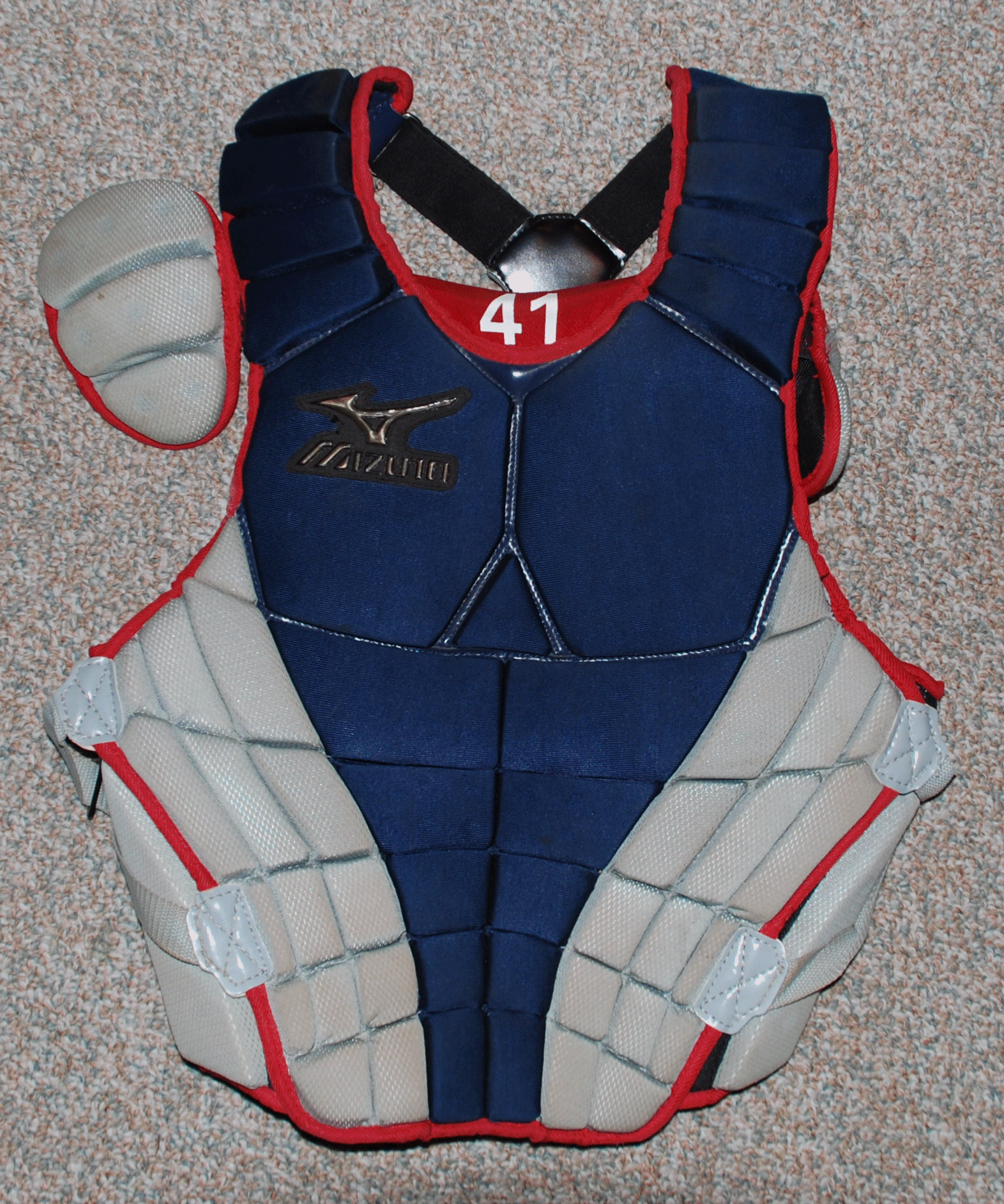 MartinezV Set 2 Chest Protector - front.gif