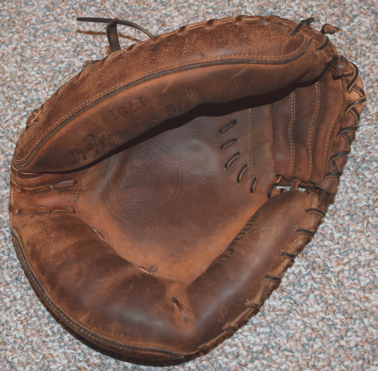 Pena Glove D.gif