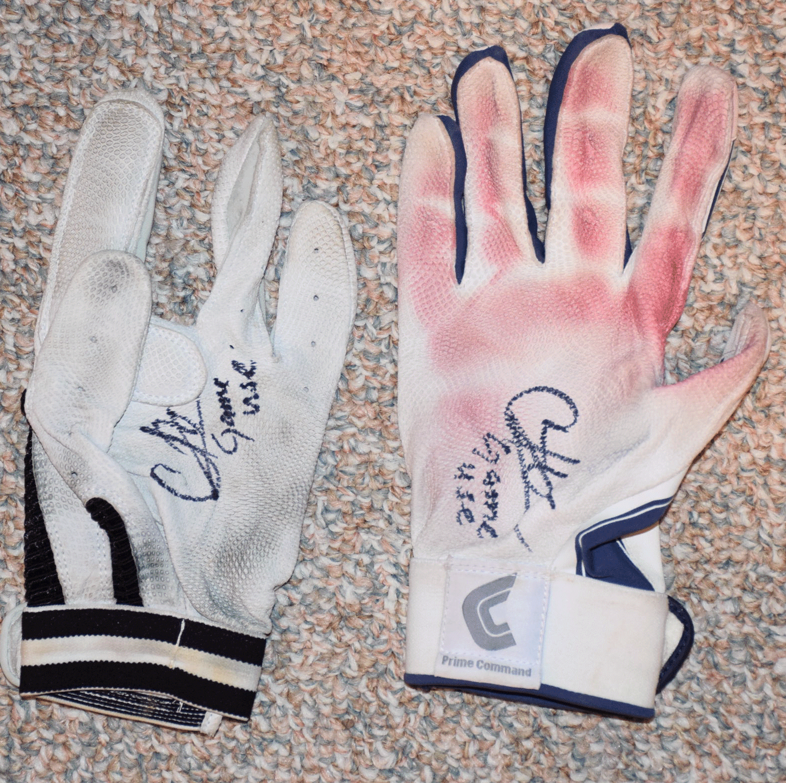 Vazquez C Batting Gloves Palms.gif