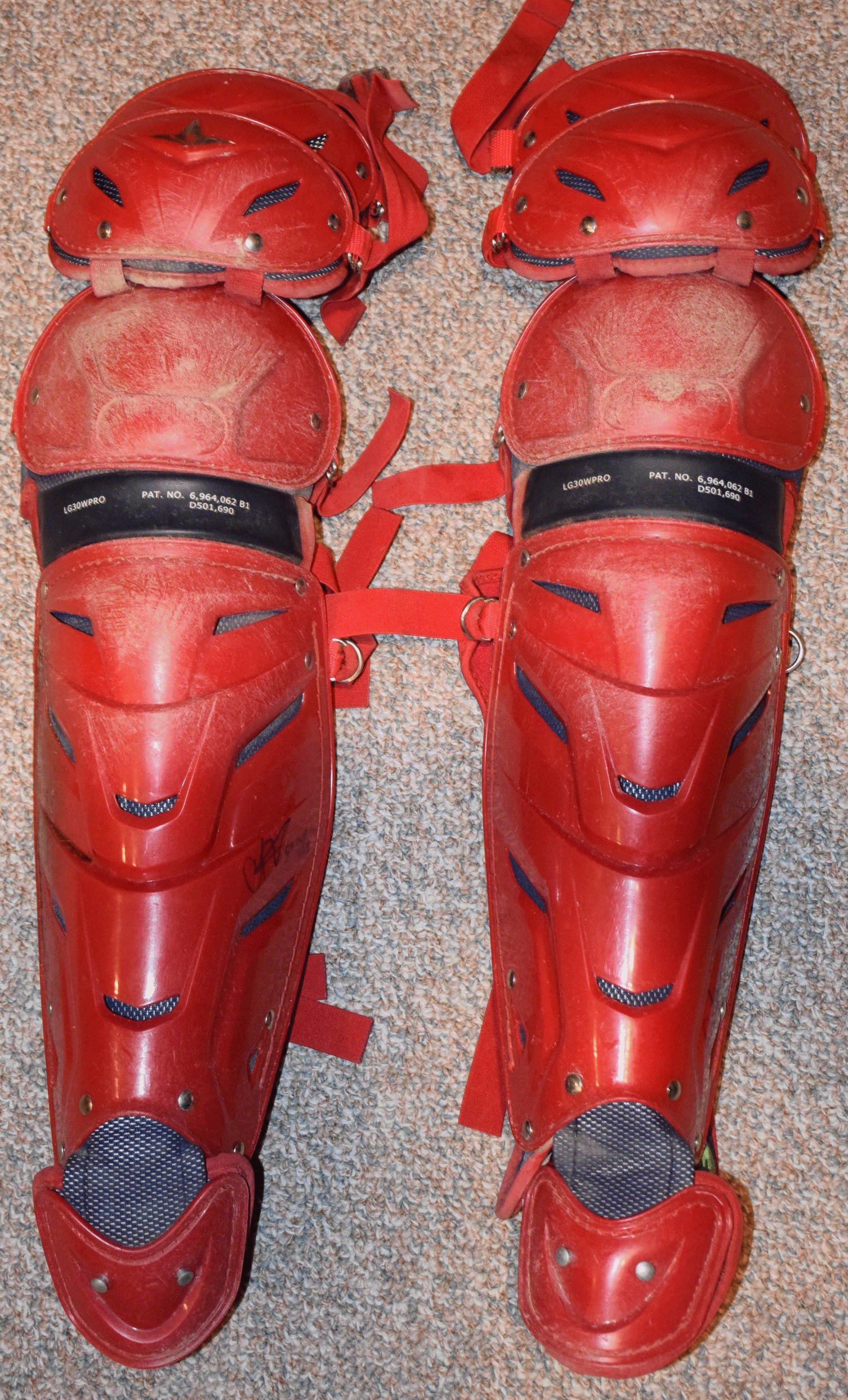 Vazquez Shin Guards Front 1.gif