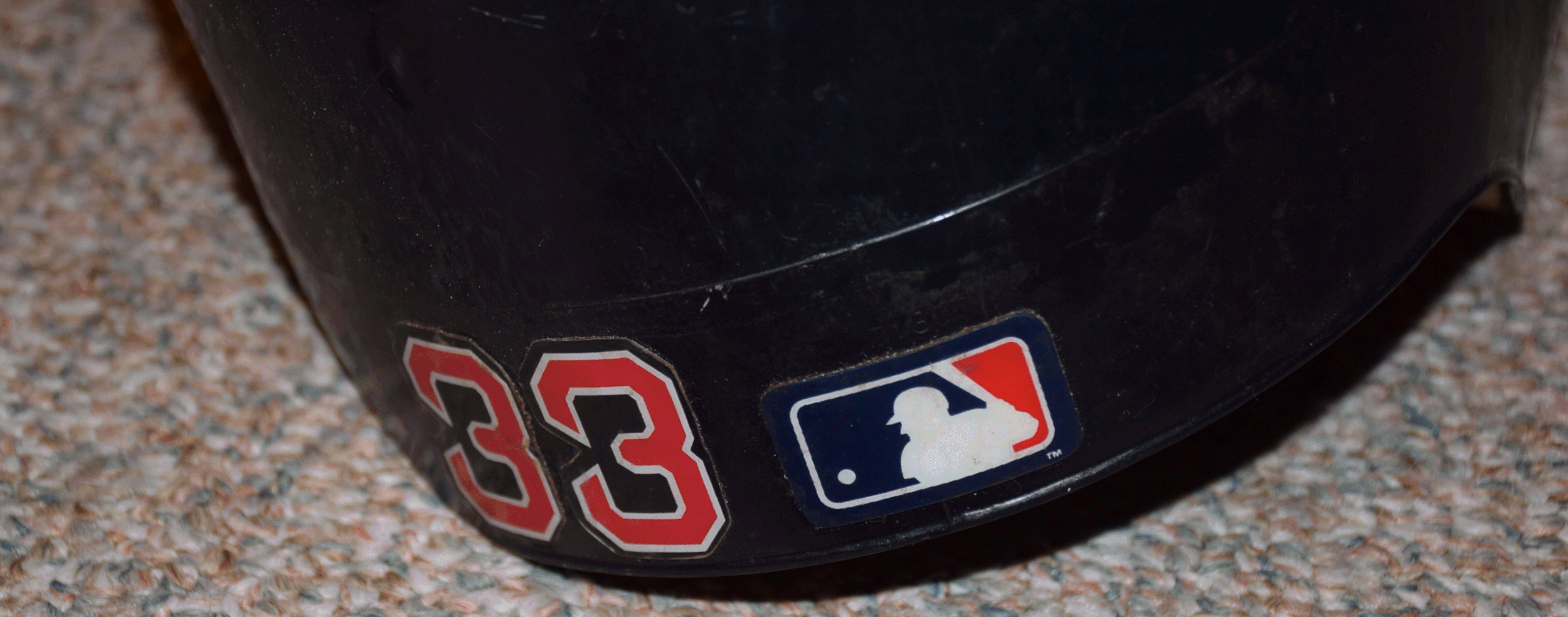 Varitek Batting Helmet 1 - back.gif