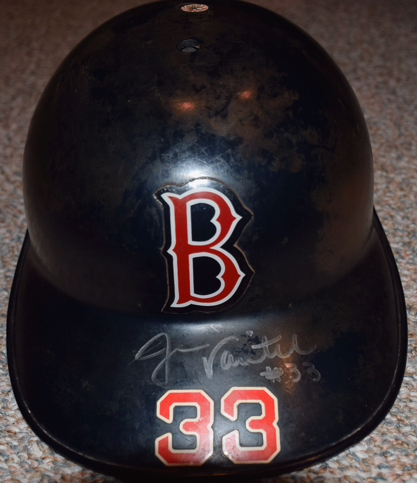 Varitek Catchers Helmet 1.gif