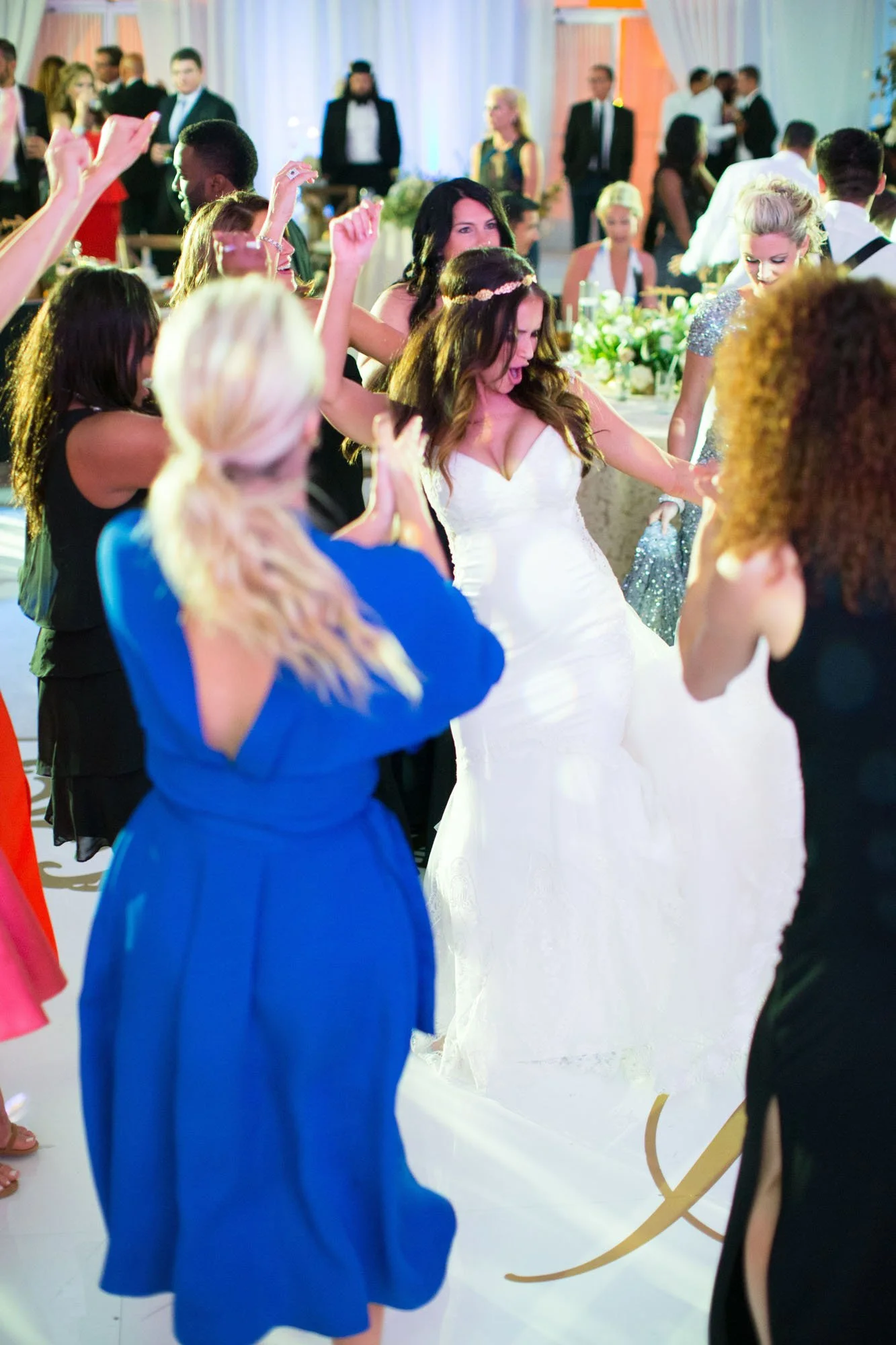 OU_Cheerleader_Bride_Dancefloor.jpg