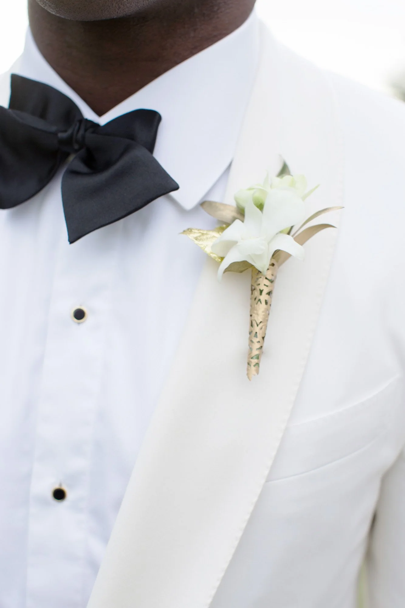 groom-boutonniere-ritz-carlton.jpg