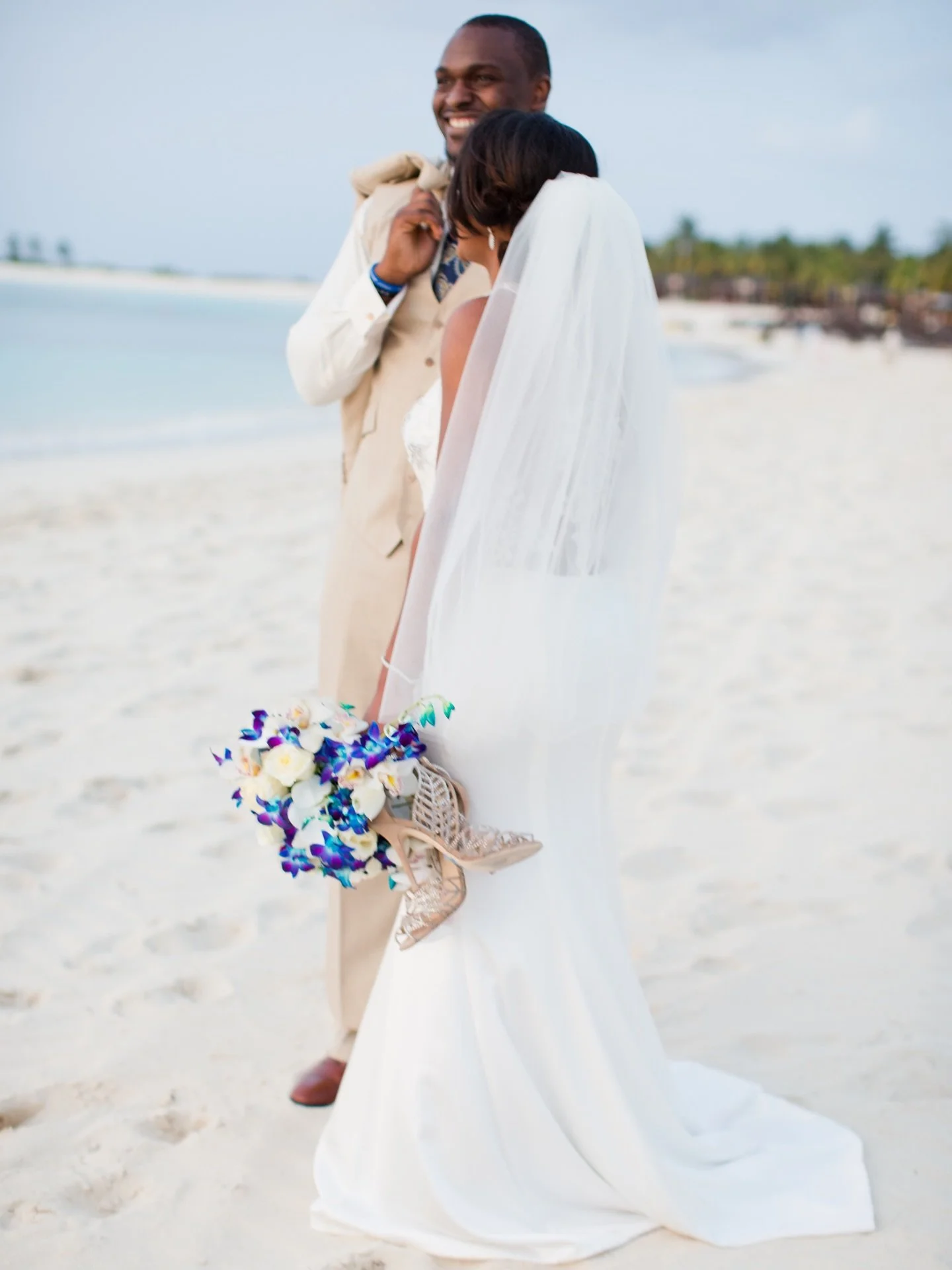 With the Seahawks once again celebrating a Super Bowl win, I&rsquo;ve been reflecting on a wedding I photographed just months after their first championship victory &mdash; Cliff Avril&rsquo;s.

Some moments come back around when the timing feels rig