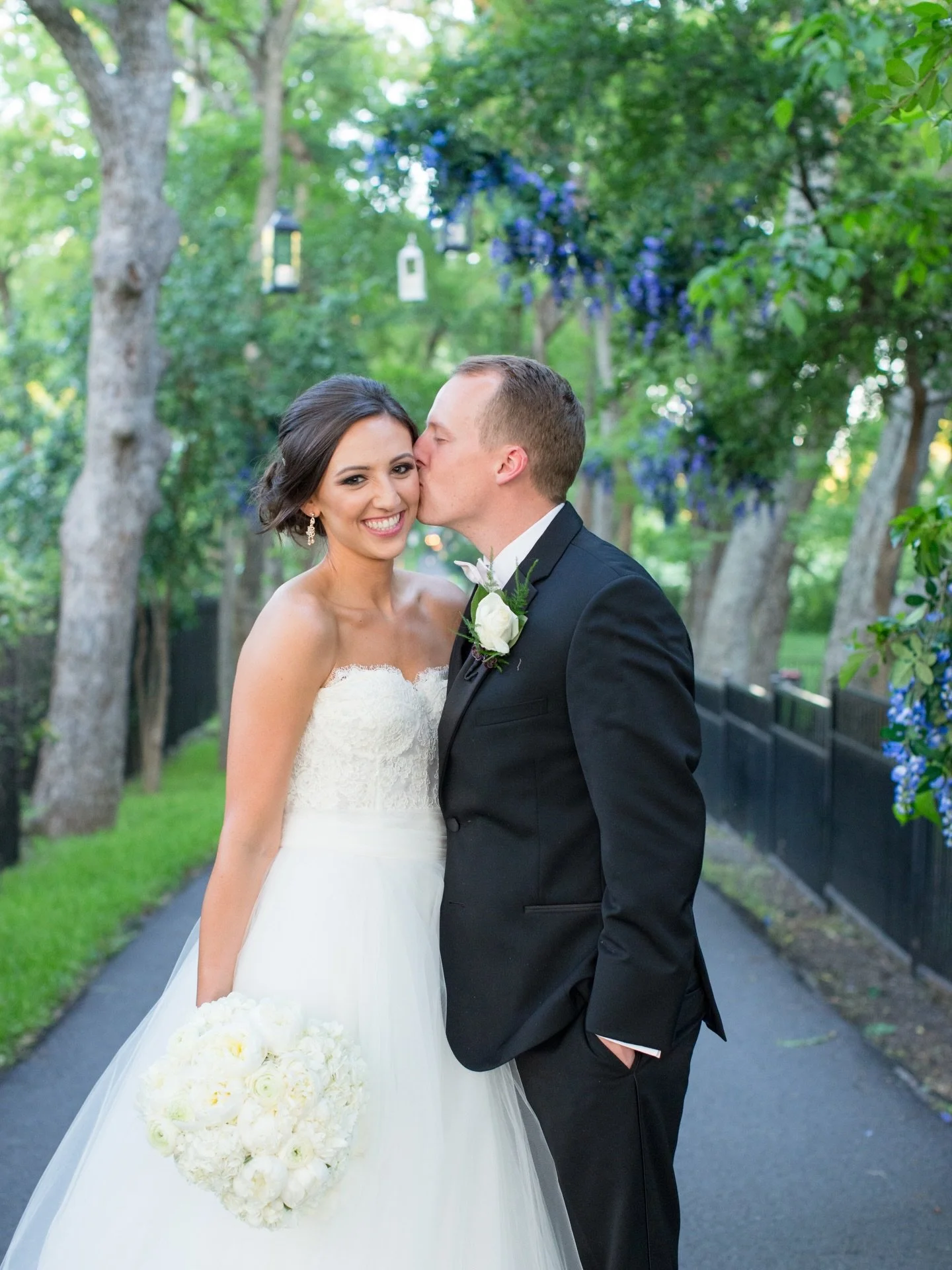timeless + in print @dweddings 💍 follow for inspo ✨ booking 2027 📸
.
Gown: @moniquelhuillier 
.
.
#dallaswedding #oklahomaweddingphotographer #ranchwedding #bridestyle #weddinginspo