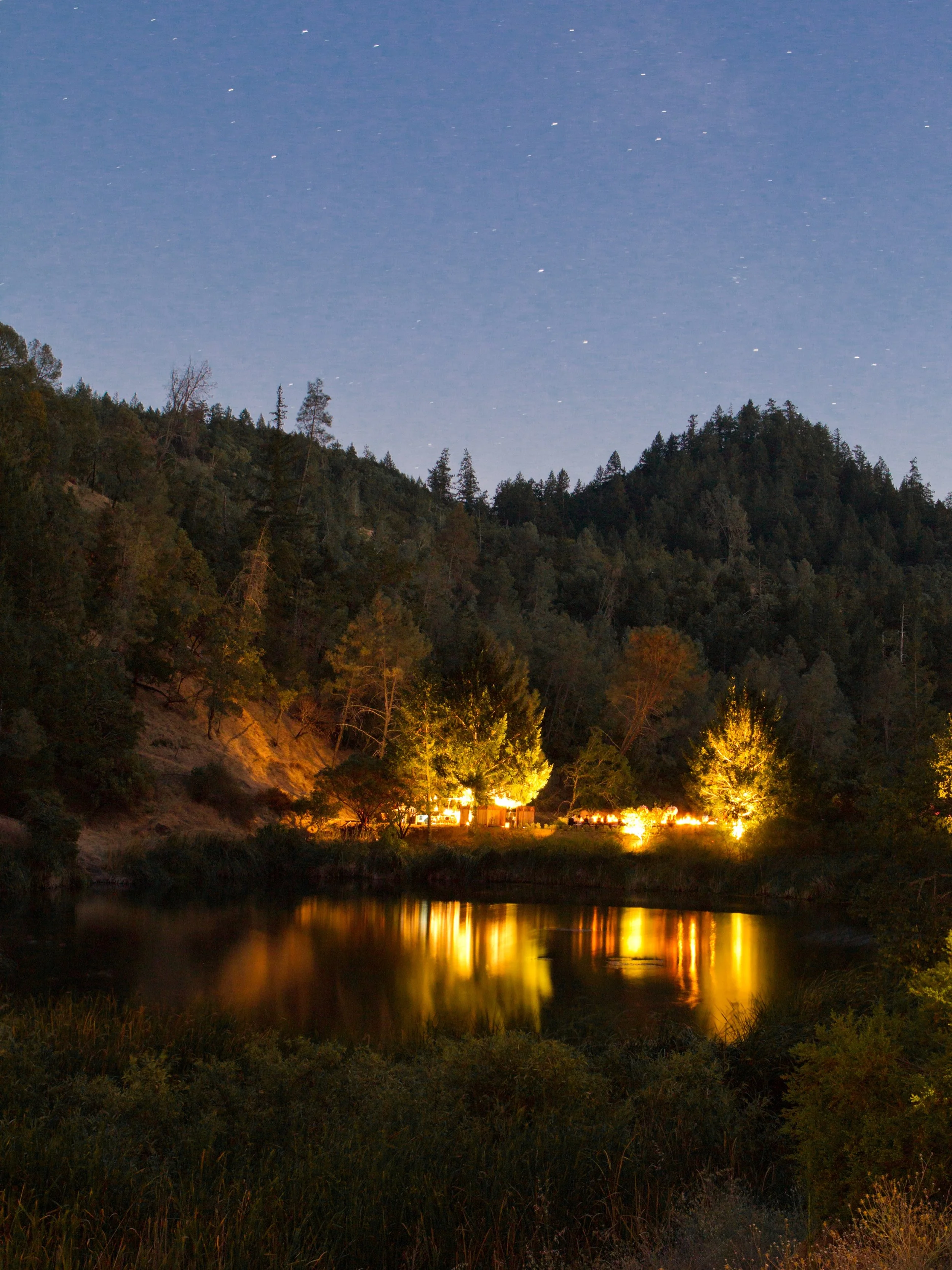 Returning to my roots in Oklahoma, I&rsquo;m inspired by the beauty of love that unfolds in every corner of nature&mdash;from the starlit hills of Napa to breathtaking coastlines, majestic mountaintops to the rolling hills and big skies of the Southe