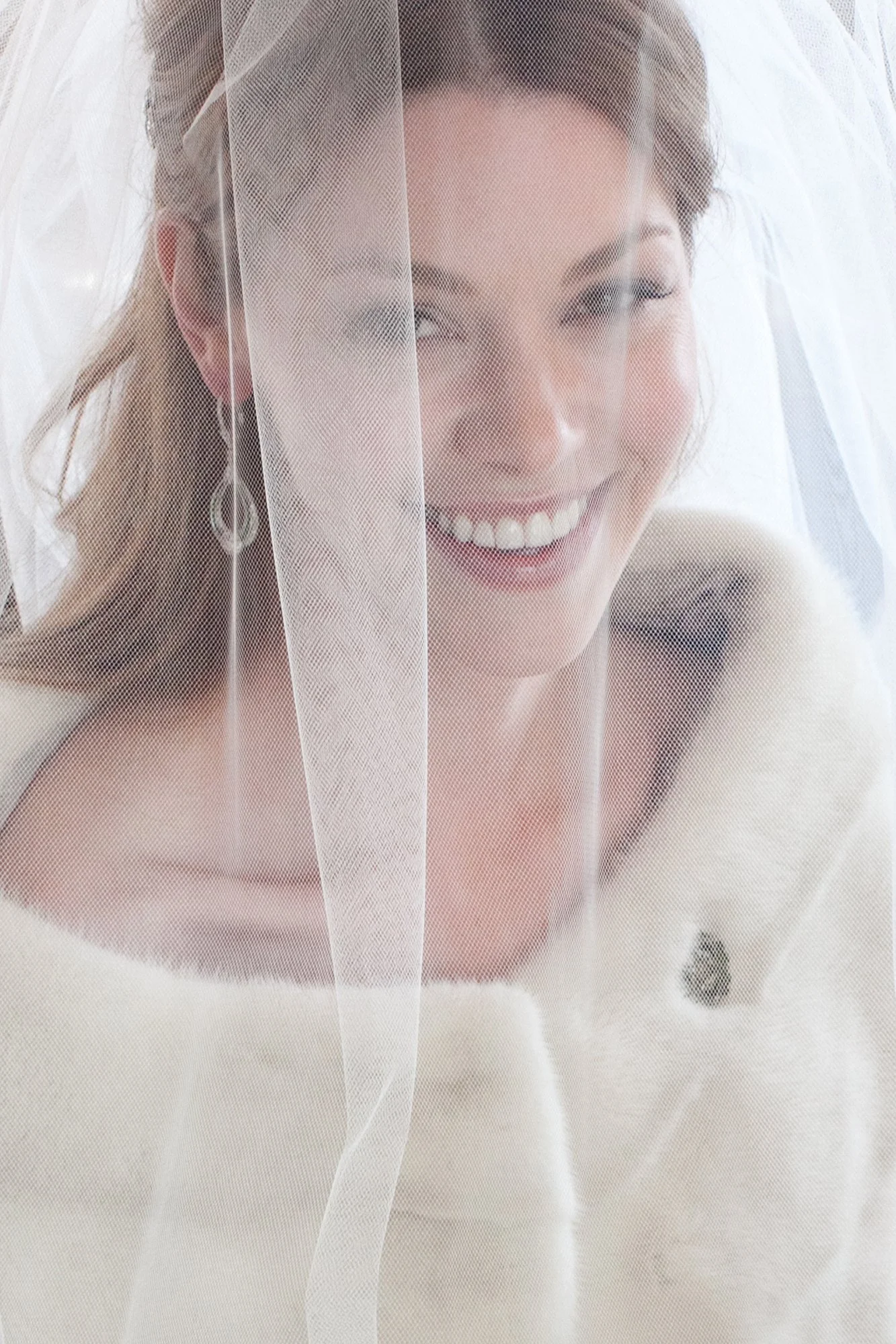Aspen-Wedding-Photographer-Bride.jpg