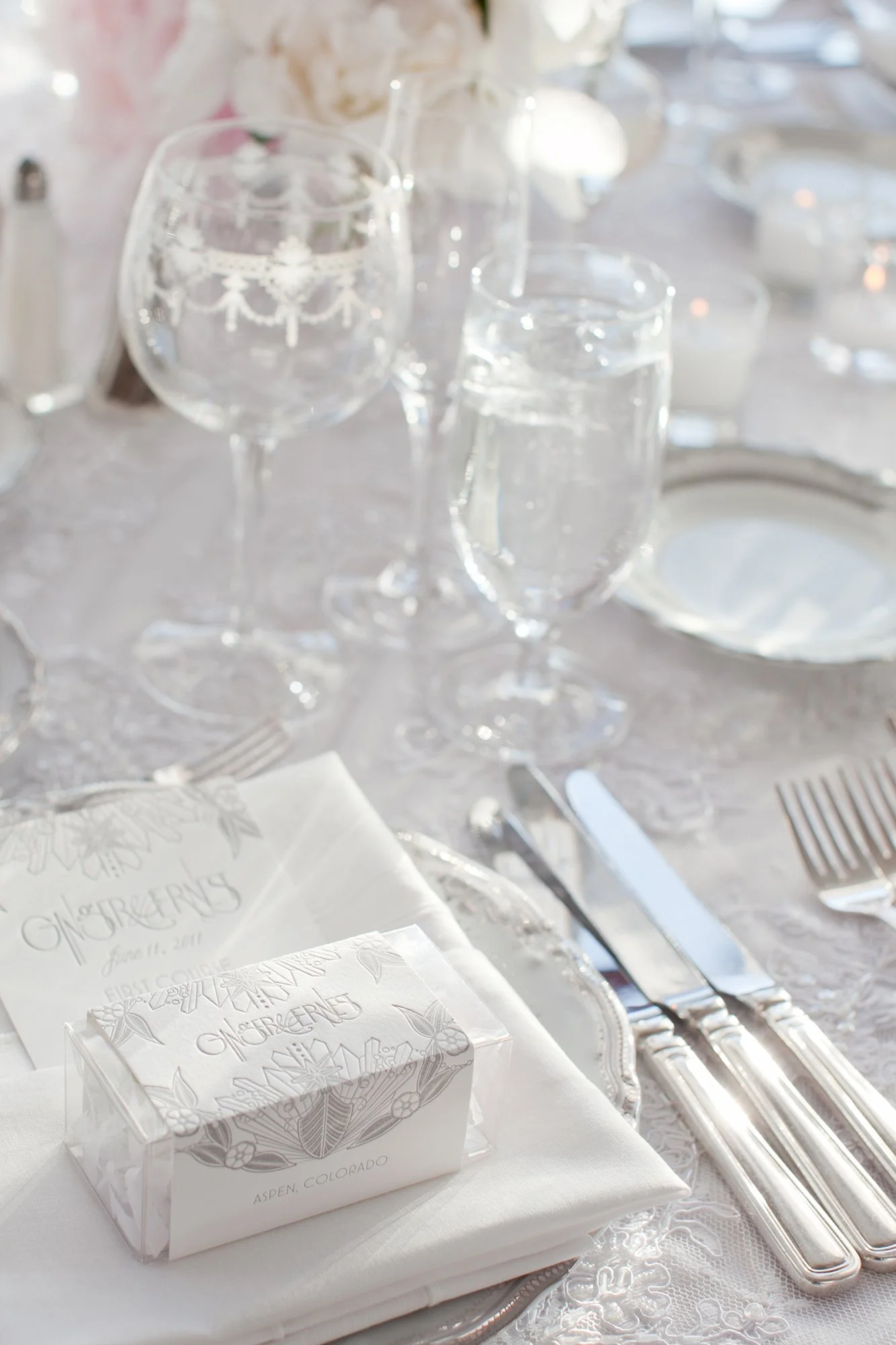 aspen-wedding-ceci-newyork-designs.jpg