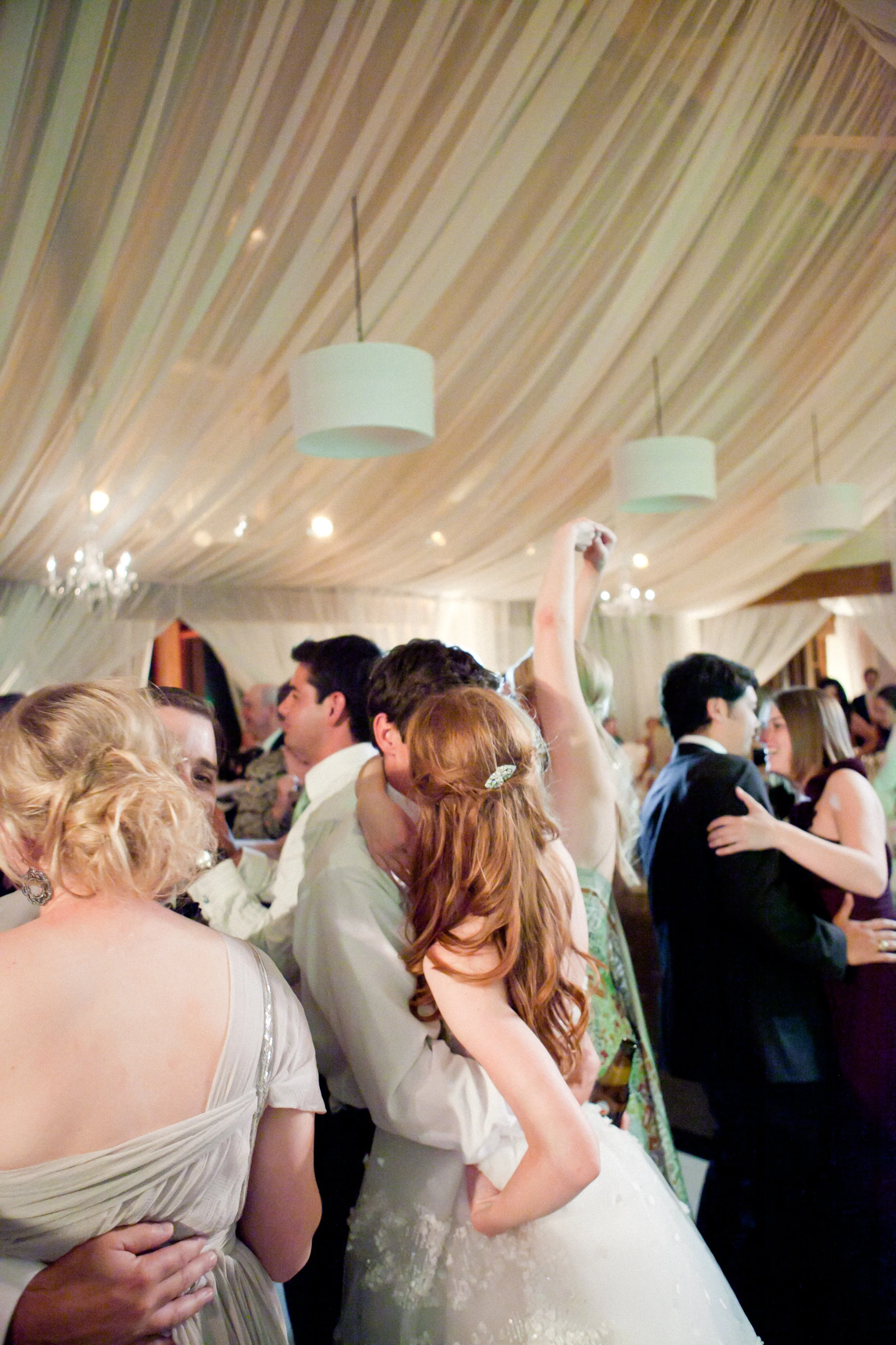 aspen-little-nell-wedding-reception-dance-floor-kiss.jpg