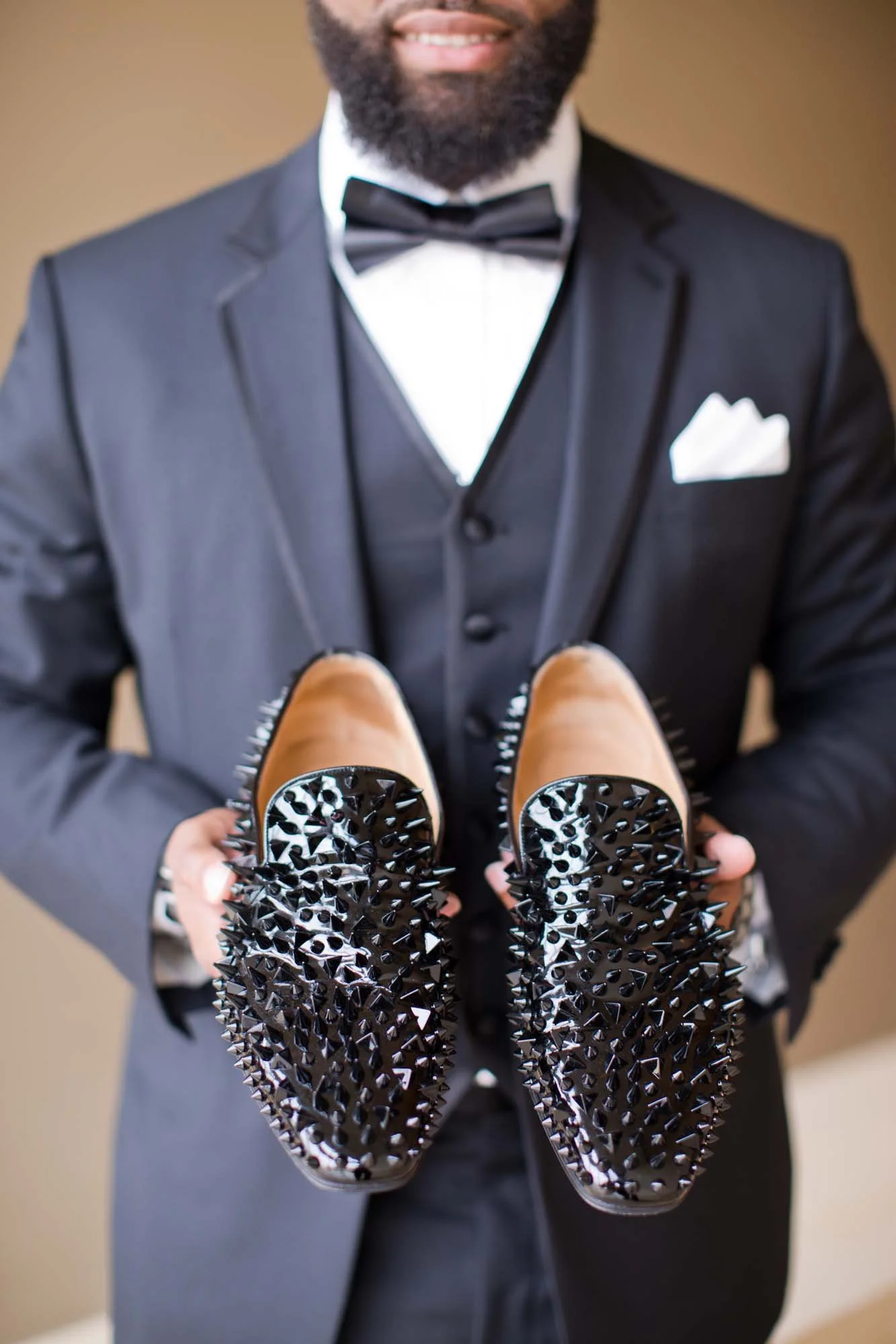 nfl-groom-wedding-details.jpg