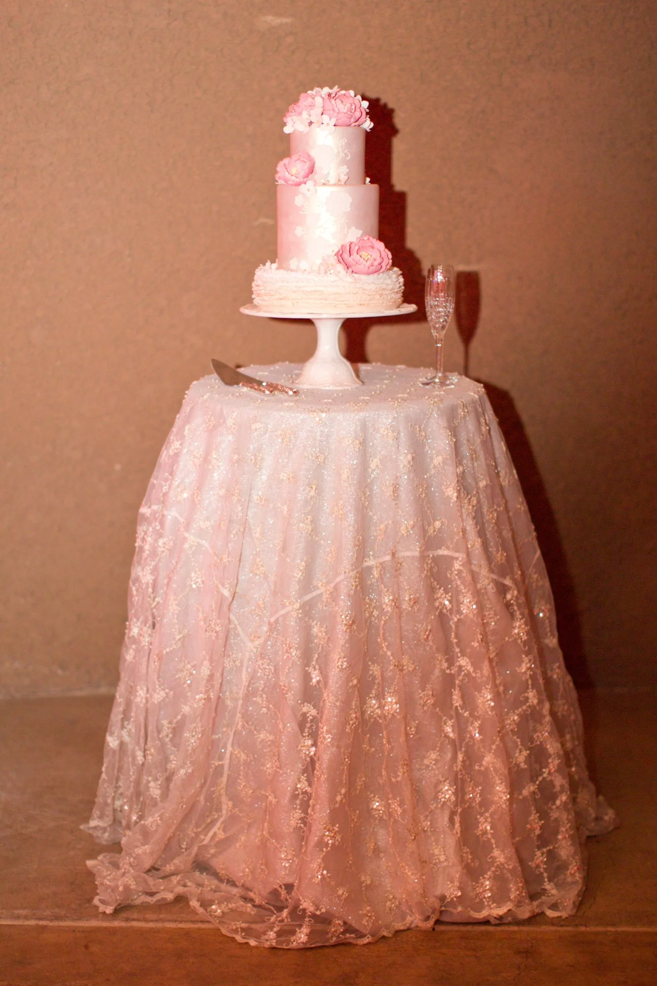 napa-wedding-cake.jpg
