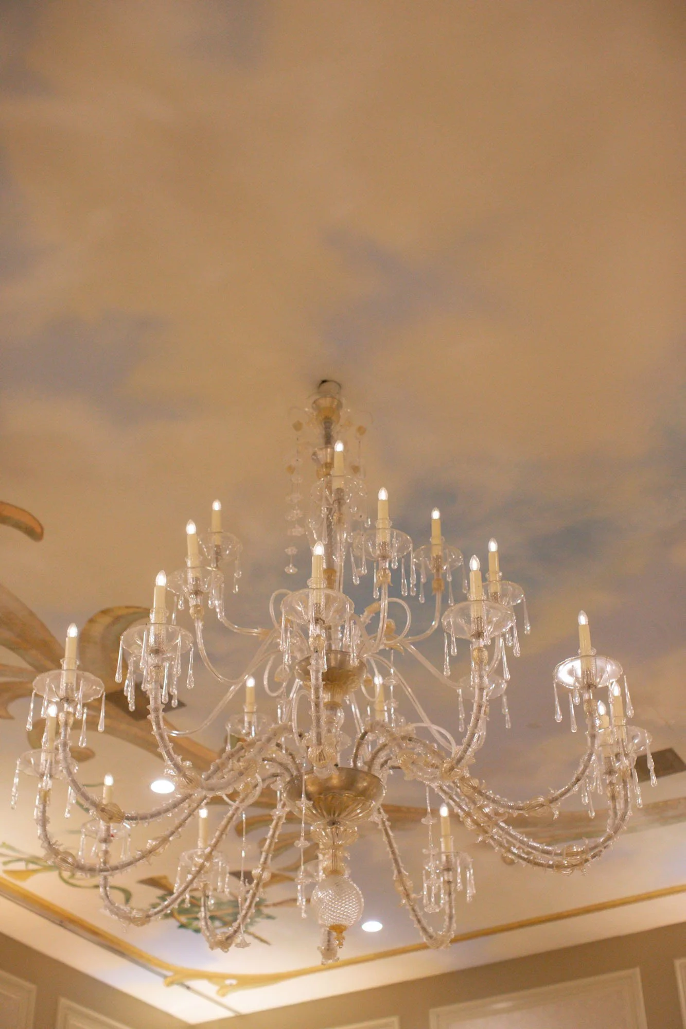 adolphus-wedding-chandelier-fresco-interior.jpg