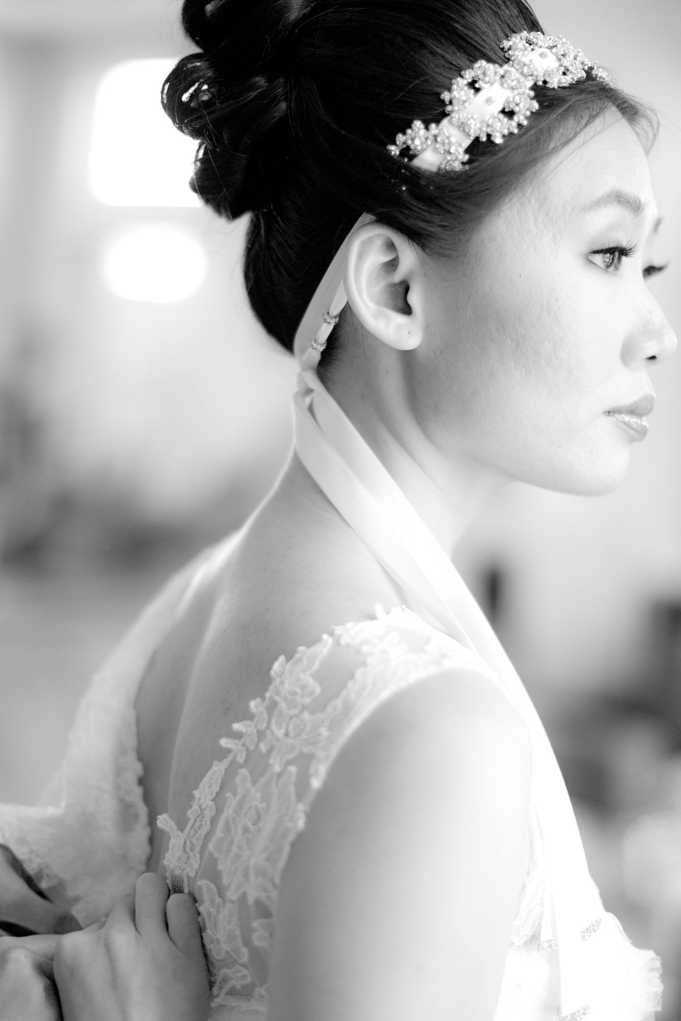napa-wedding-bride-getting-ready.jpg