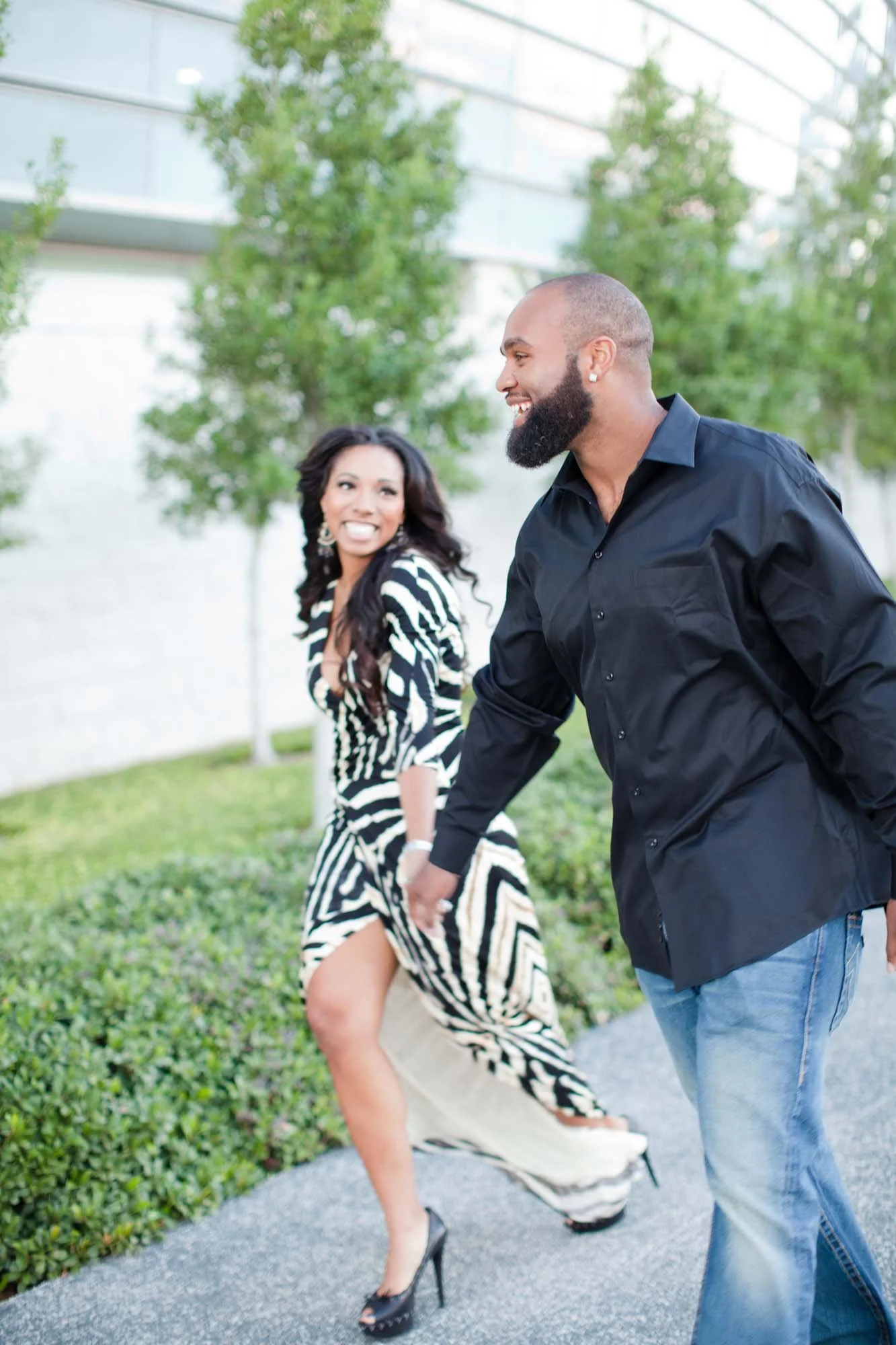 engagement-shoot-dallas-cowboys-stadium.jpg