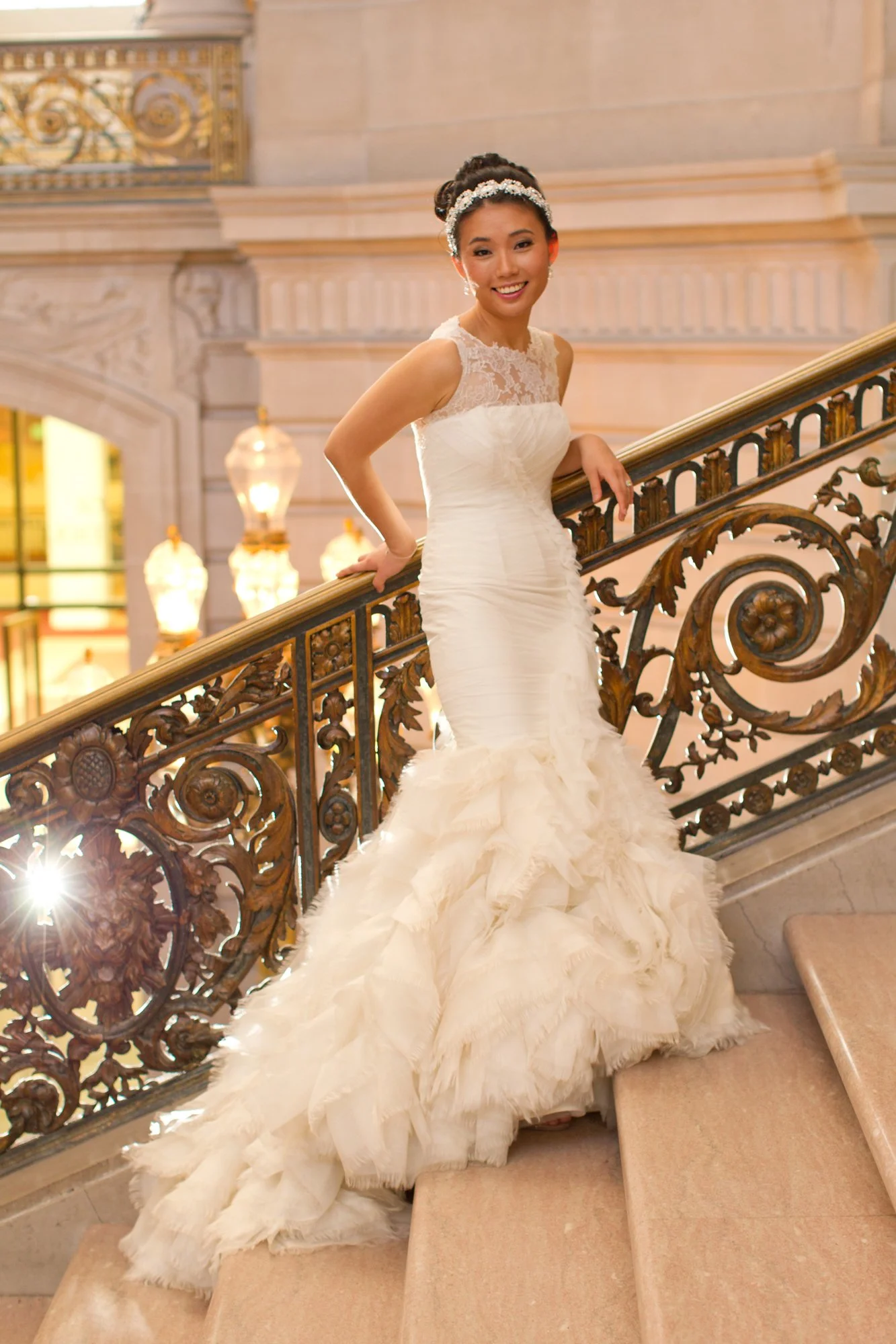 glamour-sfo-city-hall-bride.jpg
