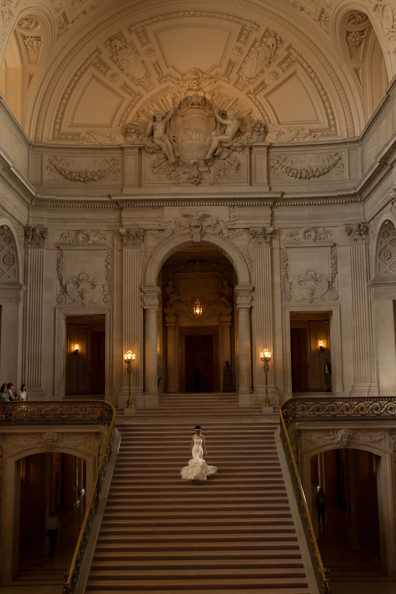 sfo-city-hall-bridal-portraits.jpg