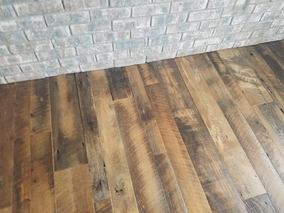 Reclaimed Hit & Miss Oak
