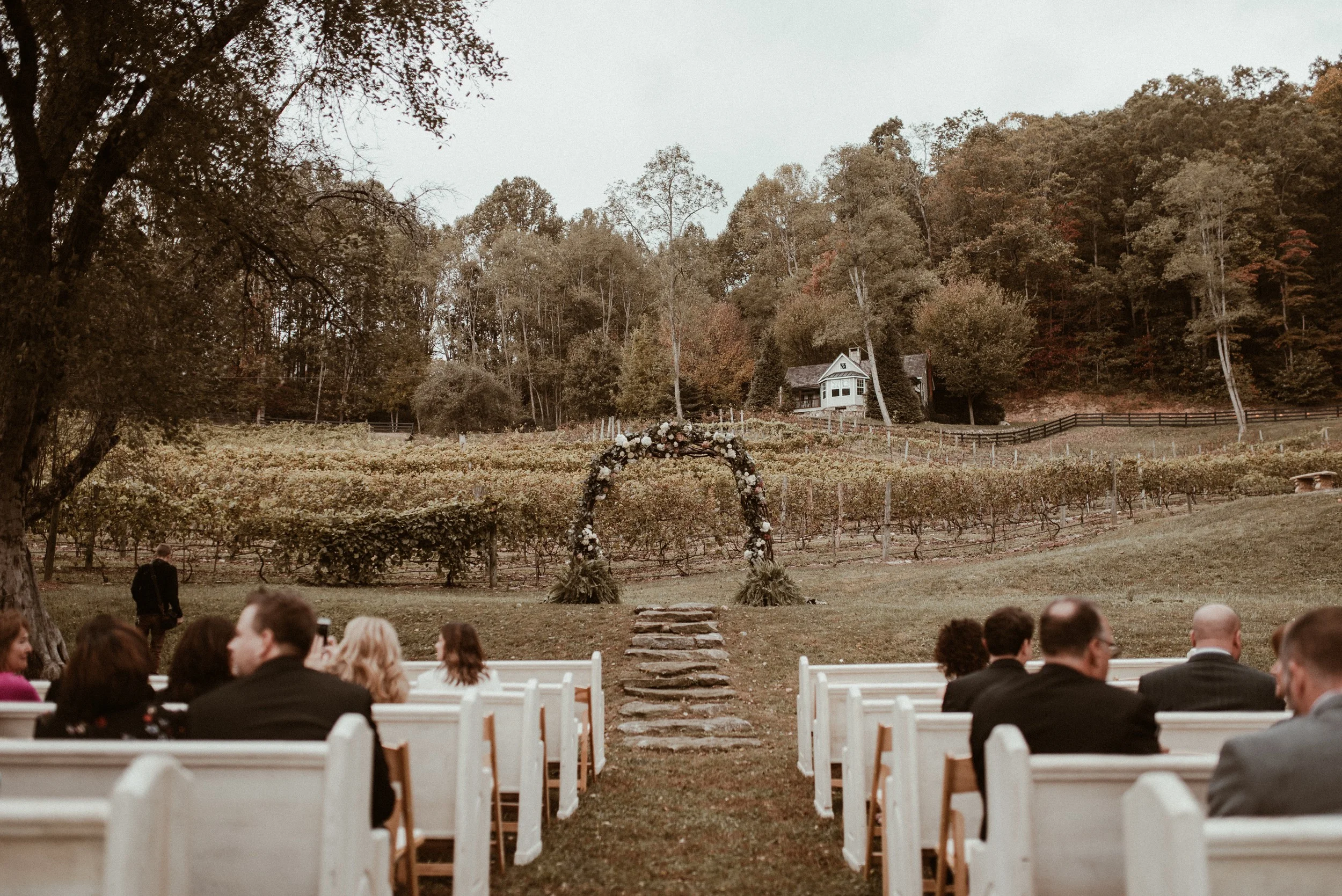 north-carolina-fall-vineyard-wedding-vanessaalvesphotography-60.jpg