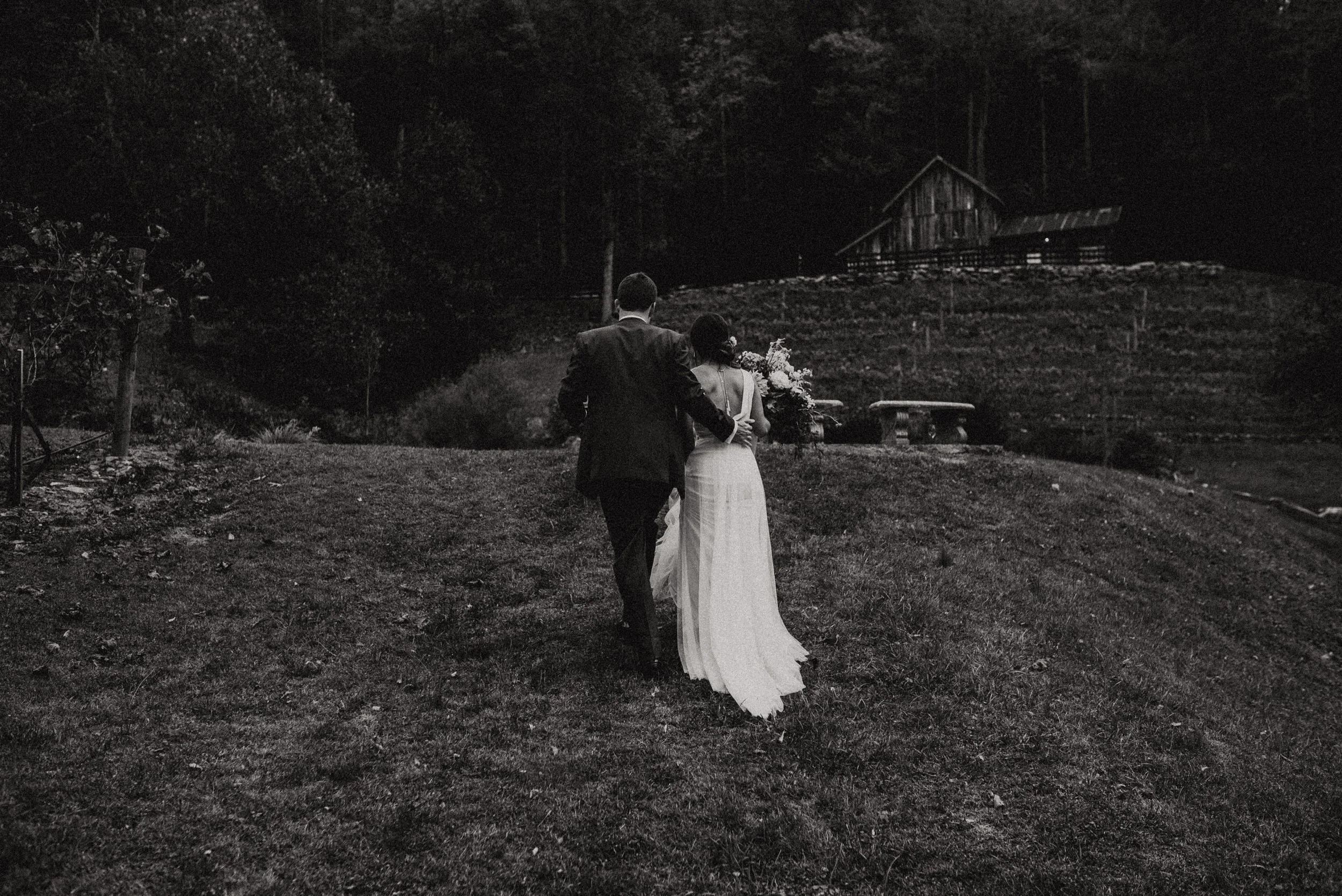 north-carolina-fall-vineyard-wedding-vanessaalvesphotography-78.jpg