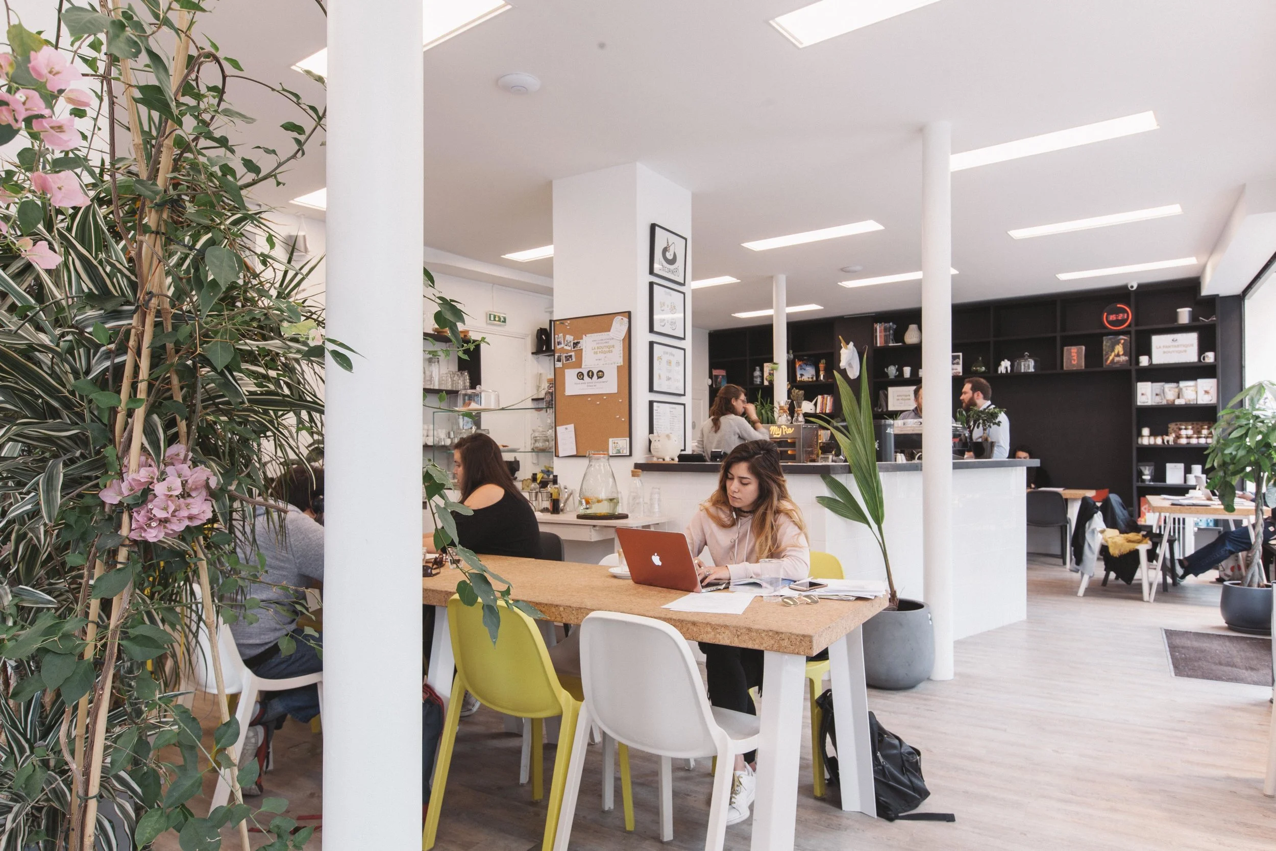 img unicorners coworking.jpg