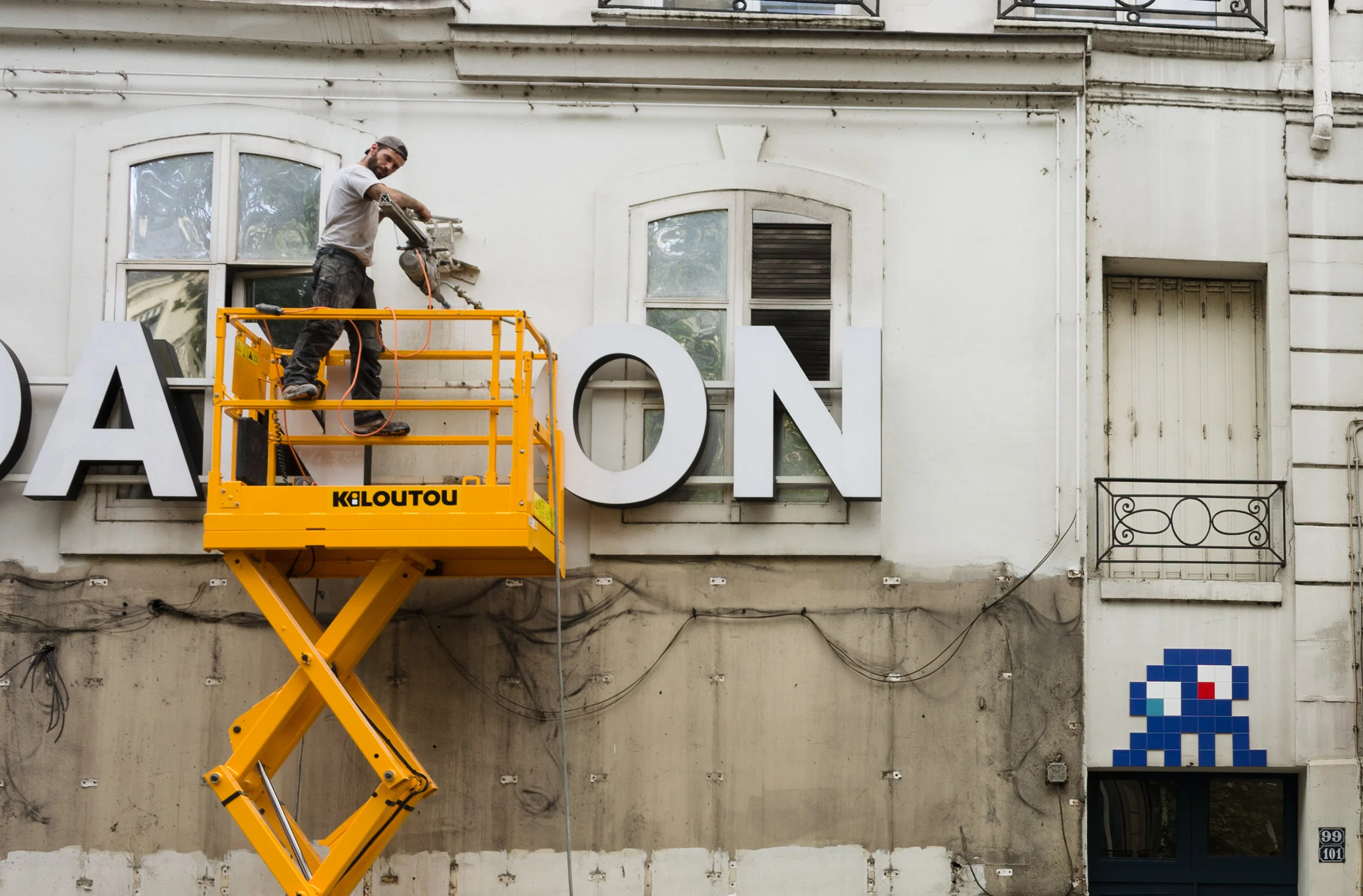 Invader, Paris, France, 2017.