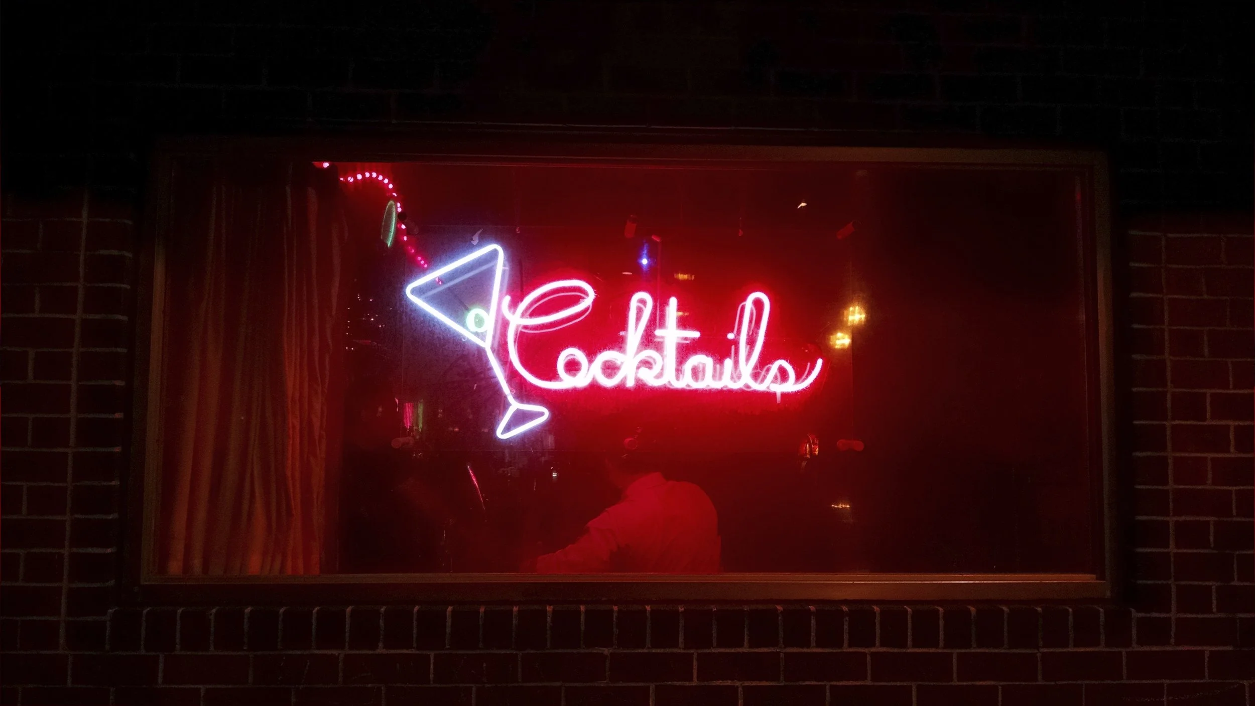 CocktailsCharlesSt_DuncanHill.jpg