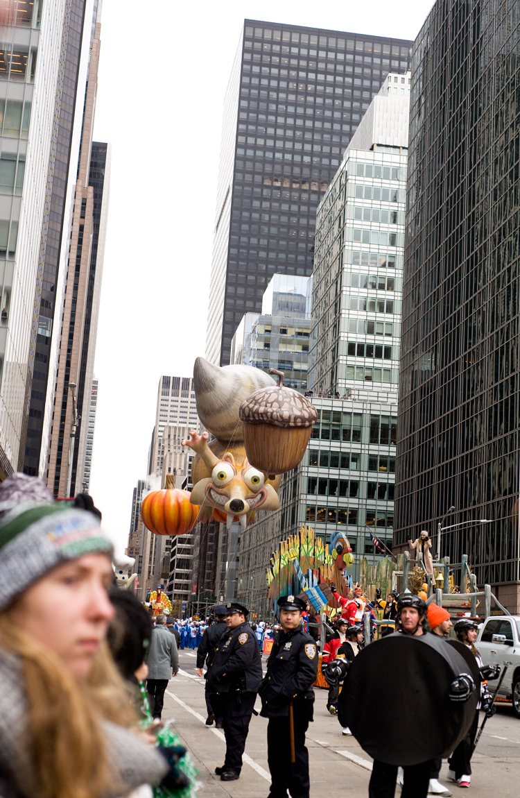 macy-day-parade-elah-tree-style-13.jpg