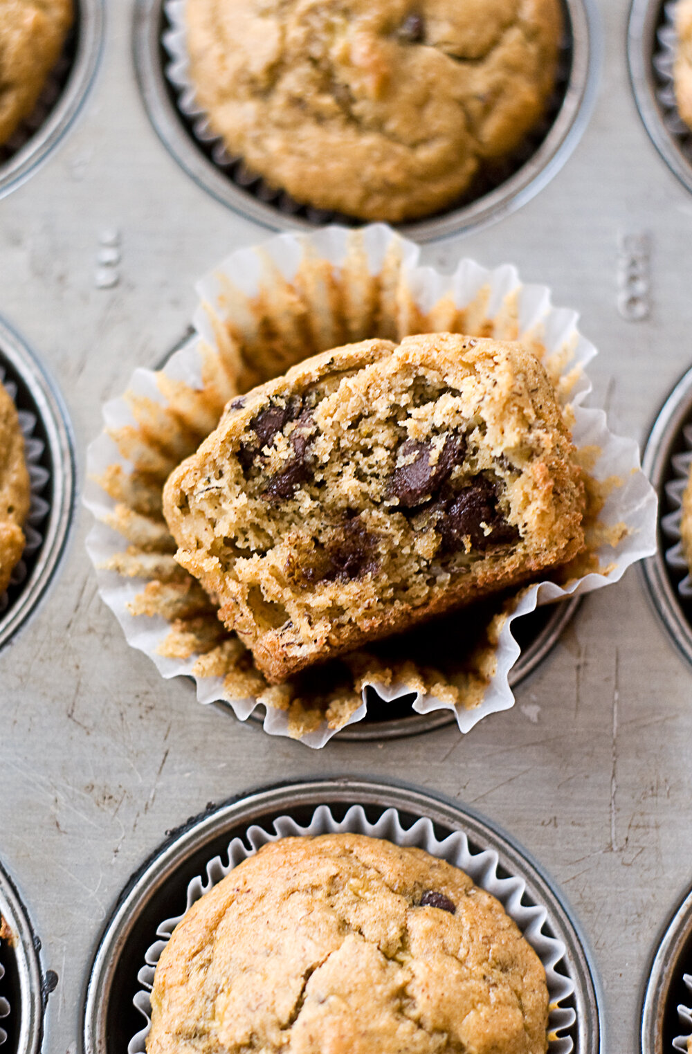 healthy-banana-muffins-02.jpg