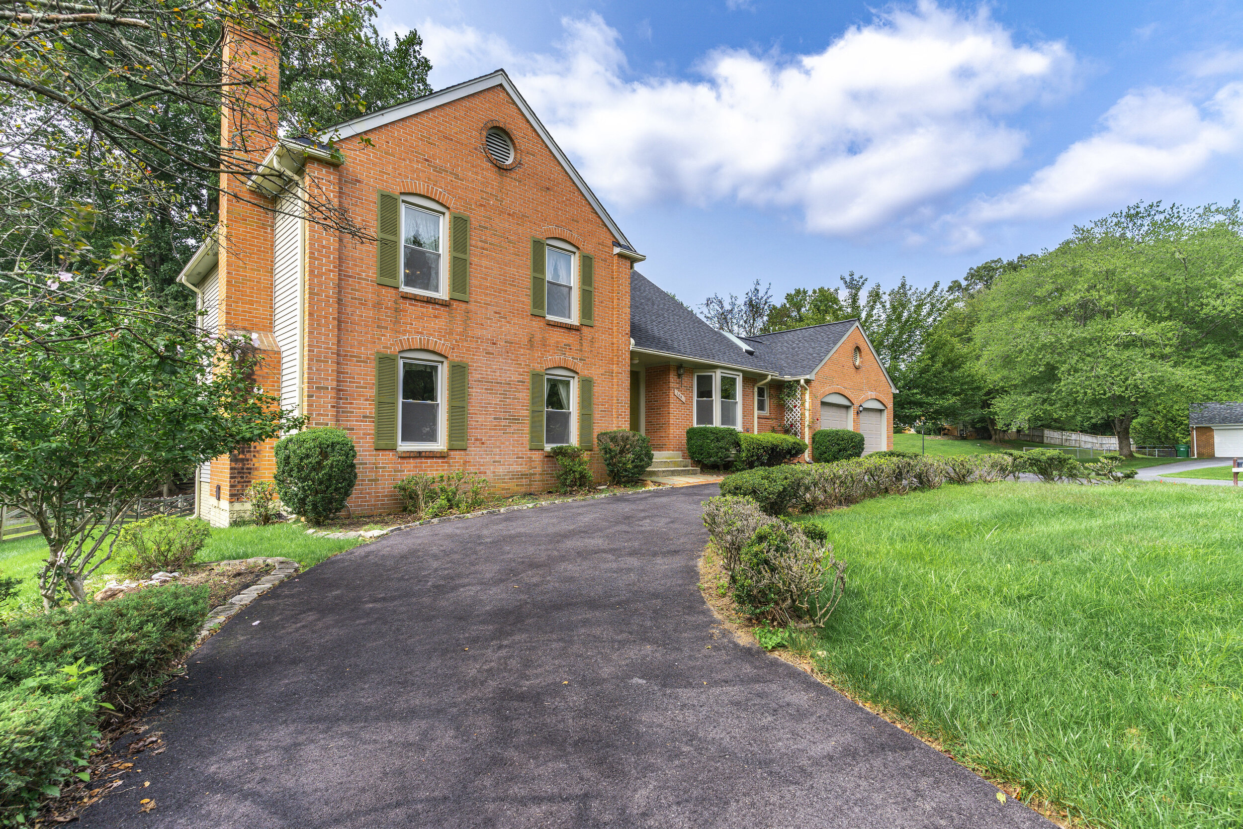 709 Piping Rock Drive (Sold)