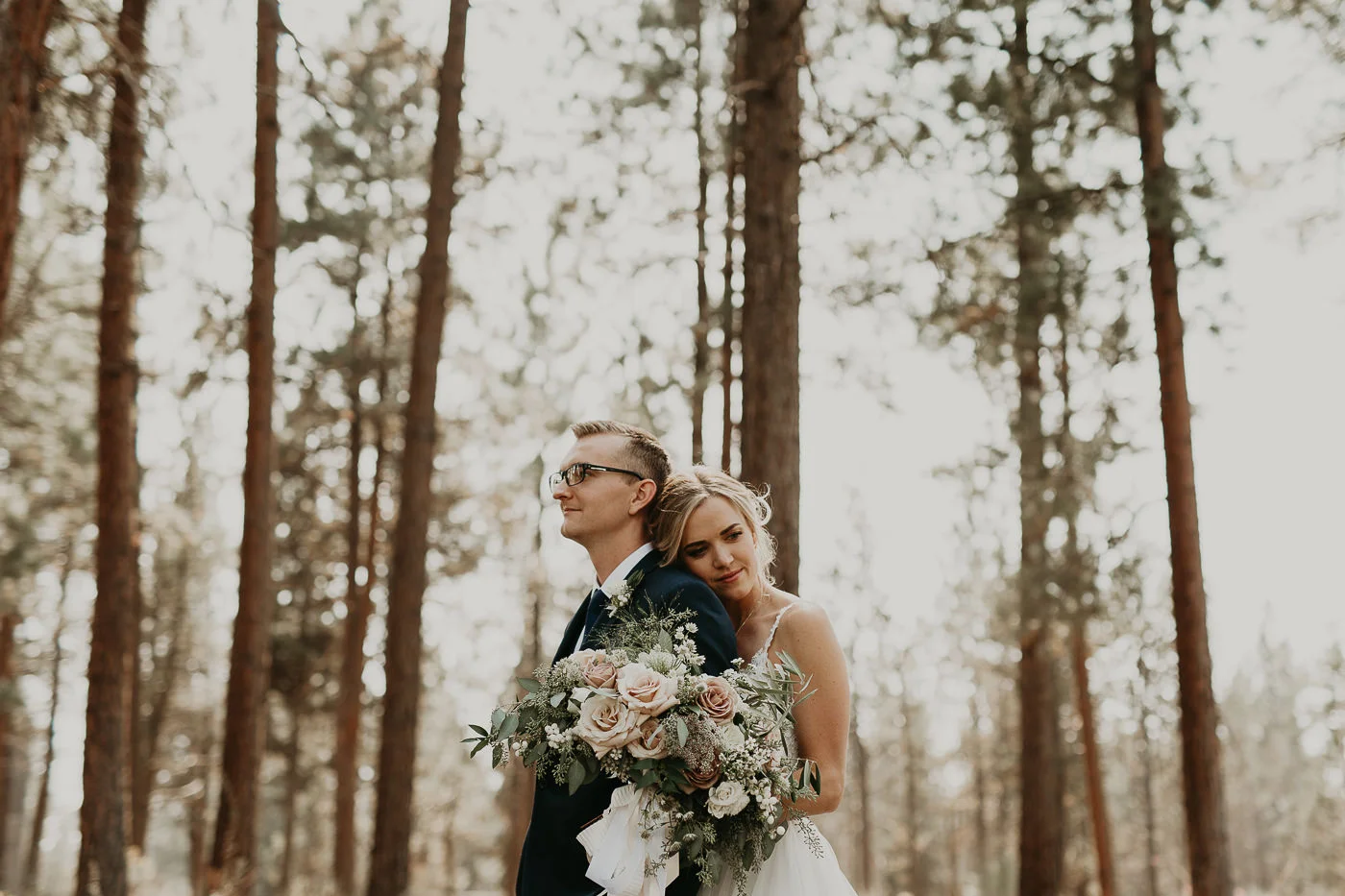 Backyard Wedding in Bend, Oregon by Portland Wedding Photographer Kamra Fuller Photography Seattle Wedding Photographer