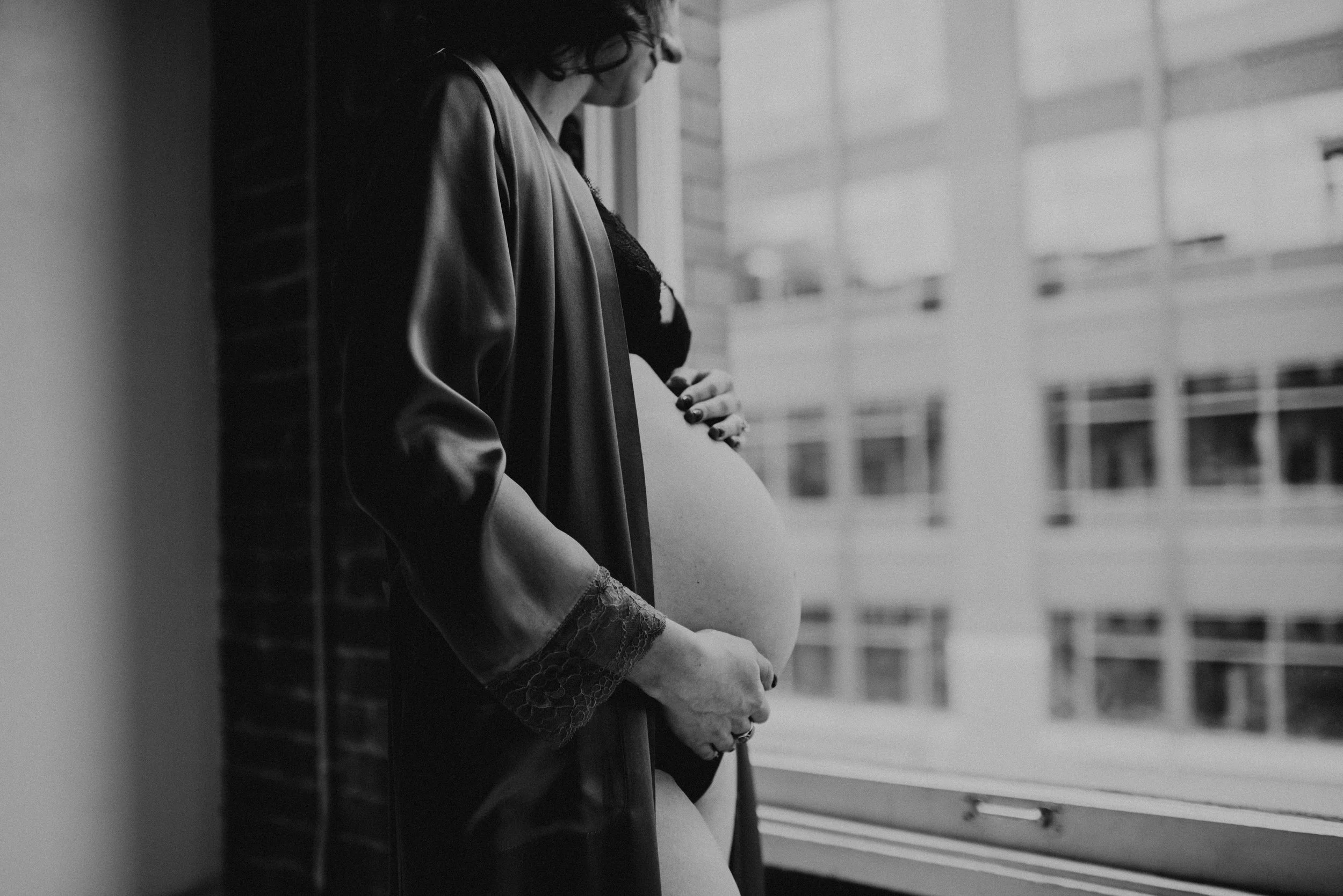 Seattle Maternity Boudoir Session by Seattle Boudoir Photographer Kamra Fuller Photography