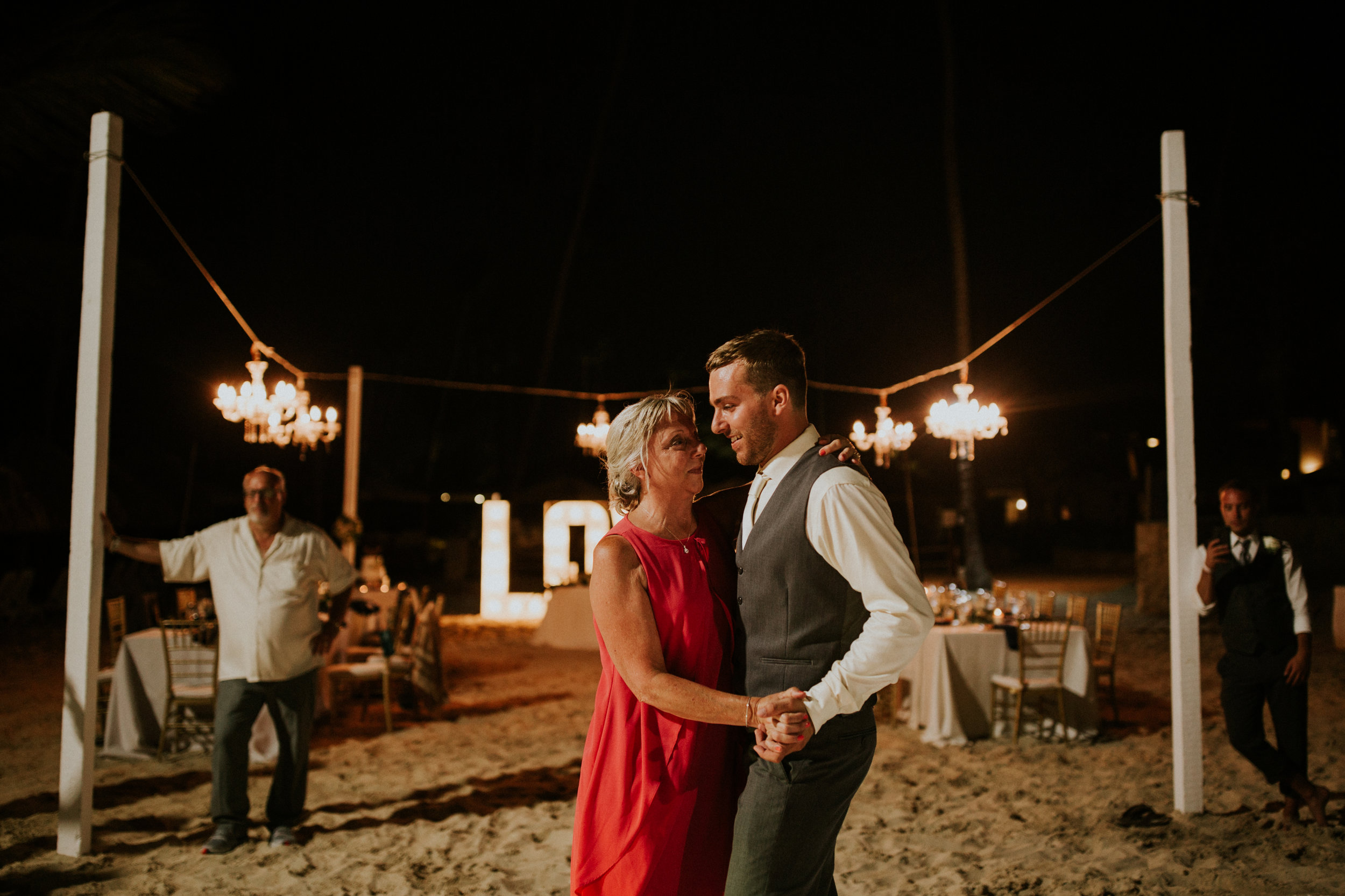 Amanda + Sean | Intimate Resort Wedding in Punta Cana {Majestic Elegance, Punta Cana, Dominican Republic} | Kamra Fuller Photography