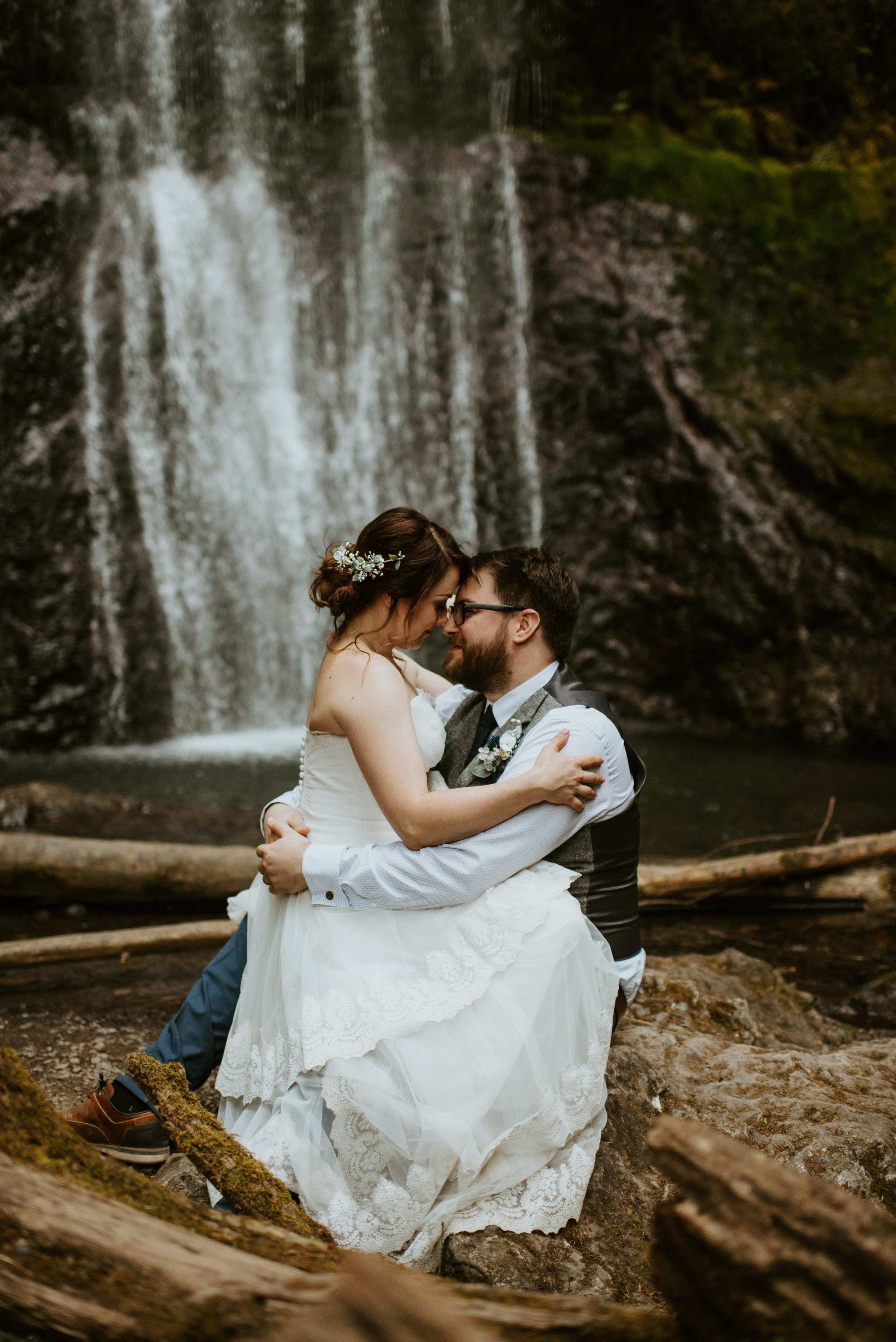 Chelsie + Matt's Marymere Falls Elopement at Olympic National Park by Kamra Fuller Photography