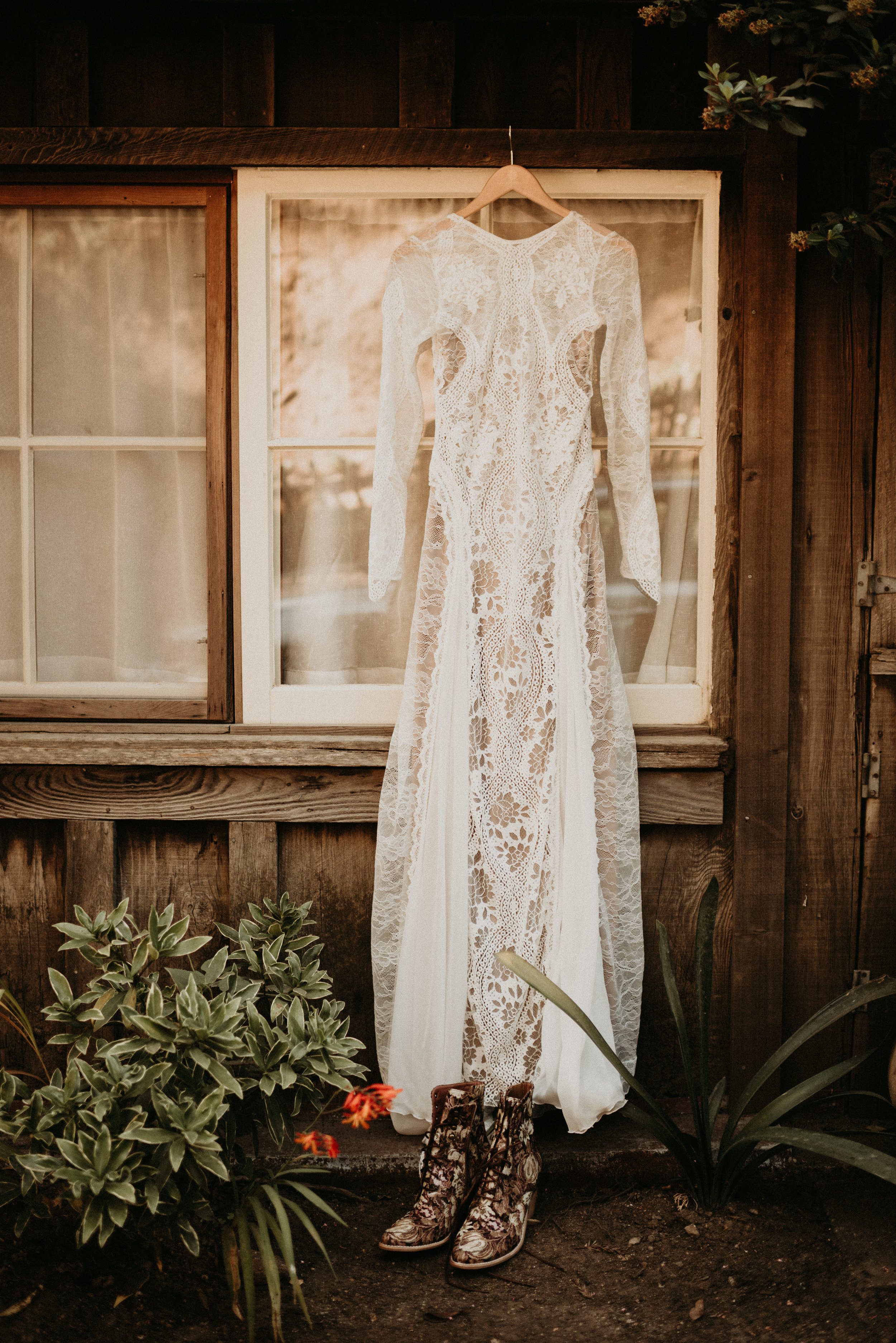 Joanna + Brian West Coast Intimate Adventure Wedding in Big Sur, CA by Seattle Wedding Photographer Kamra Fuller Photography