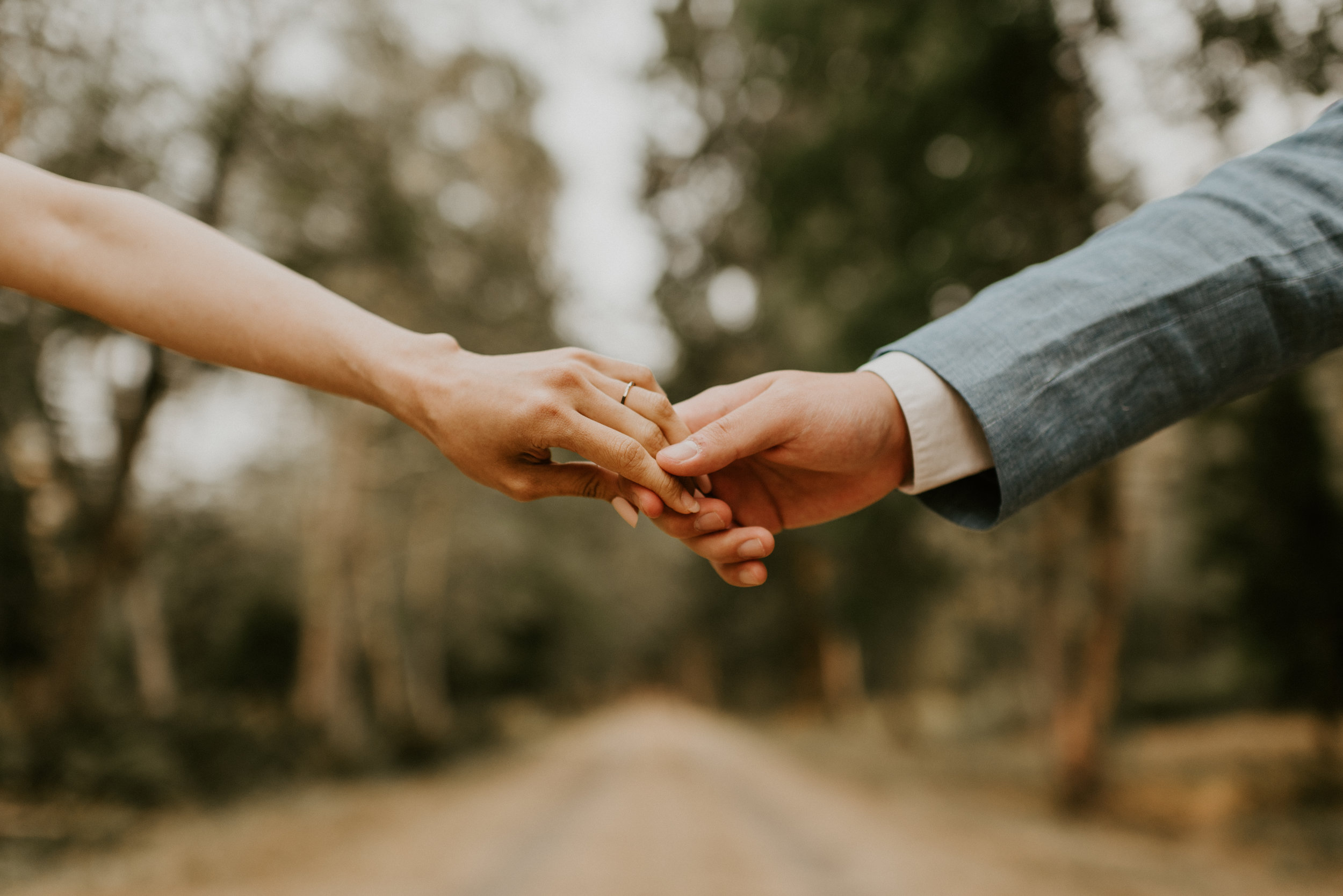 Janita + Jonathan's Intimate Wedding at Vashon Island, WA by Seattle Wedding Photographer Kamra Fuller Photography