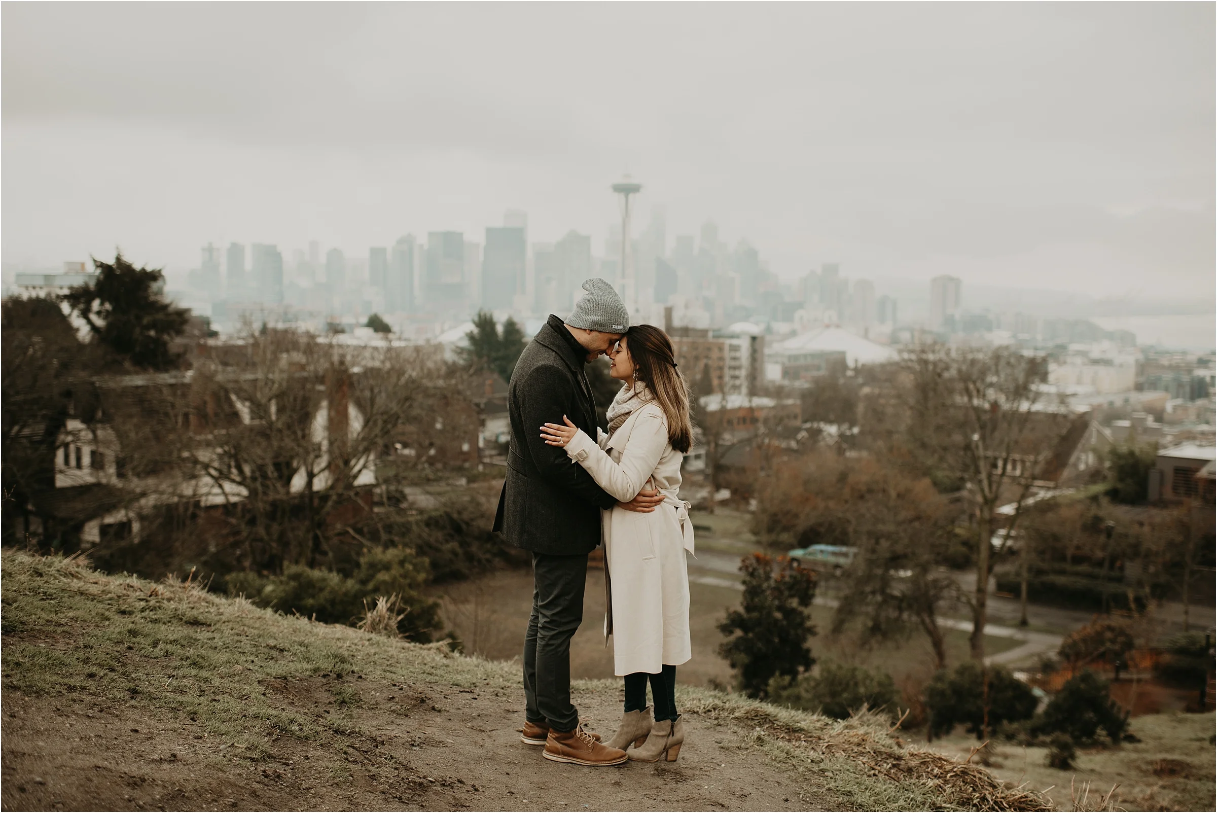 Seattle Proposal at Kerry Park by Seattle Wedding Photographer Kamra Fuller Photography