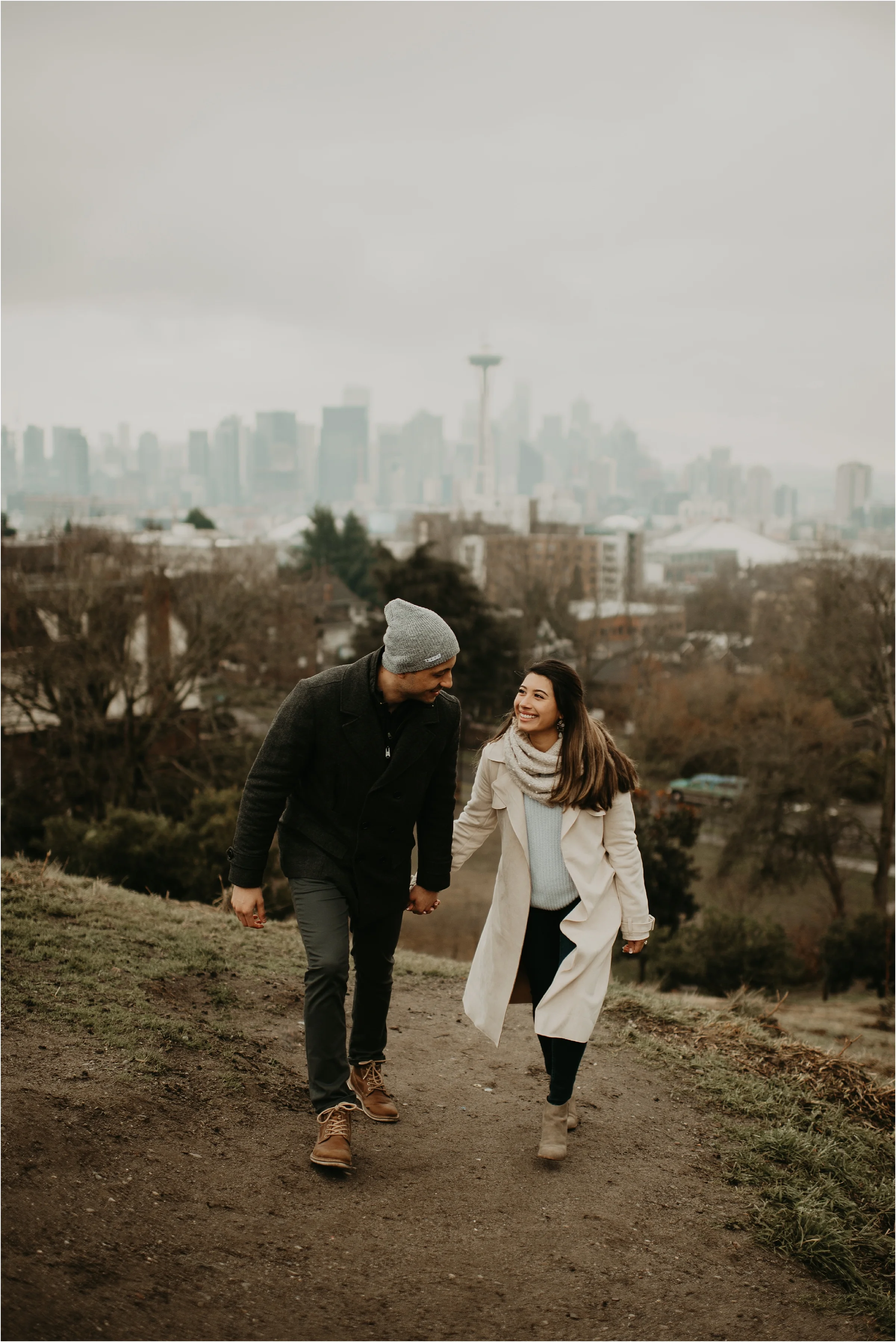 Seattle Proposal at Kerry Park by Seattle Wedding Photographer Kamra Fuller Photography