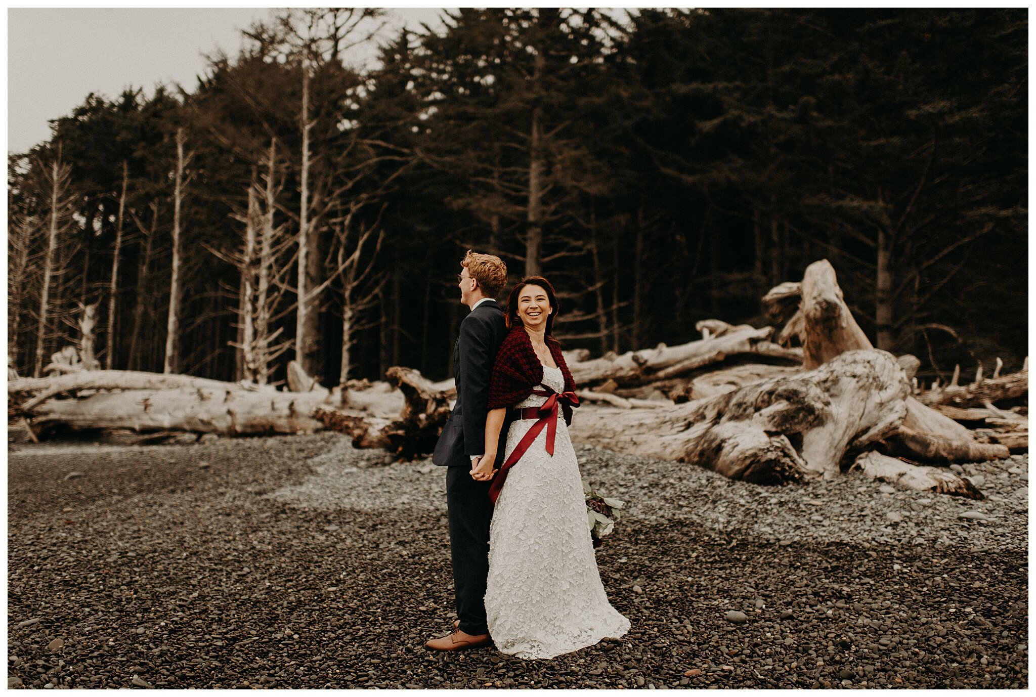 Amanda + David Wedding Portraits - Rialto Beach, Olympic National Park, Washington - Kamra Fuller Photography_0039.jpg