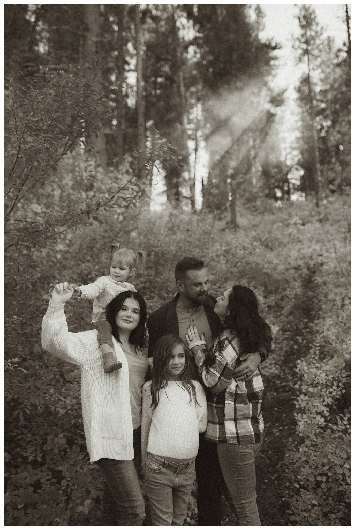 Carstensen Family Session in Boise National Forest by Treasure Valley Family Photographer, Kamra Fuller Photography 