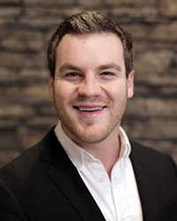 Connecting with Students in Chapel: Music, Worship, and Message Adam Smucker Worship Solutions Manager A&R Manager, Worship Leader Maranatha! Music