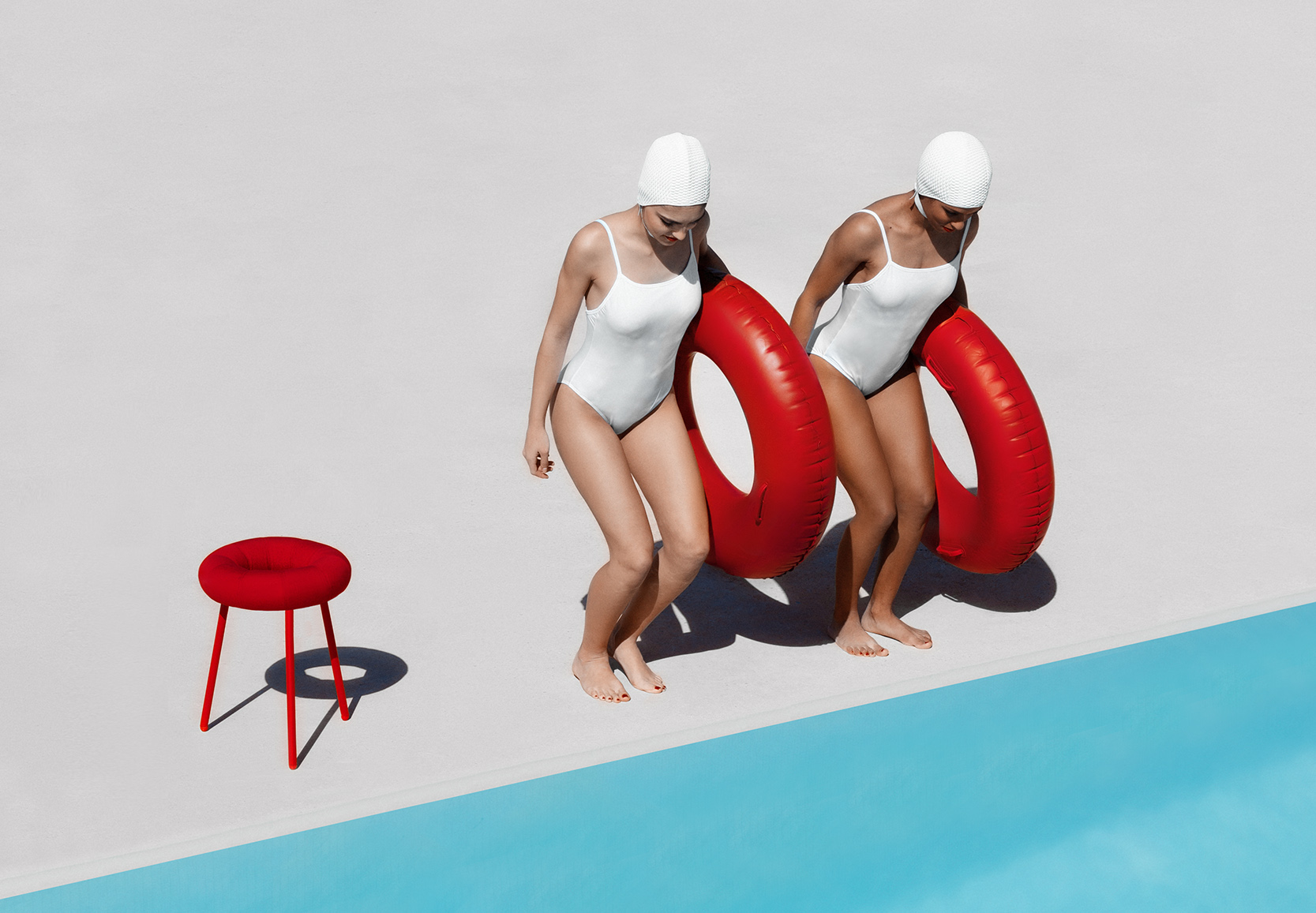 donut stool Diabla 2.jpg