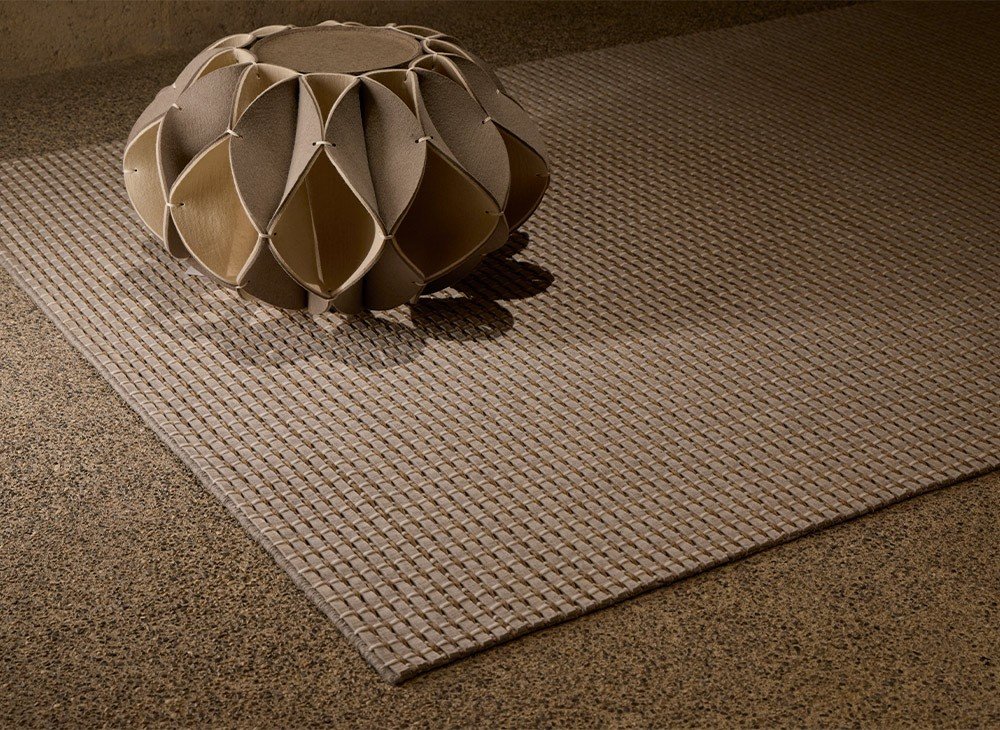 tramas-rug-silver--Romero-Vallejo-GAN-3.jpg