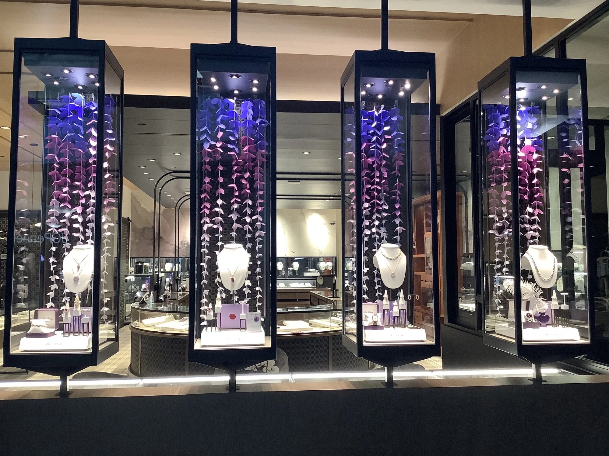 Store 97_Engagement 2022_Windows.jpeg