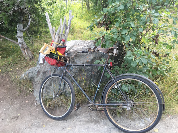 Rallying the driftwood home.
